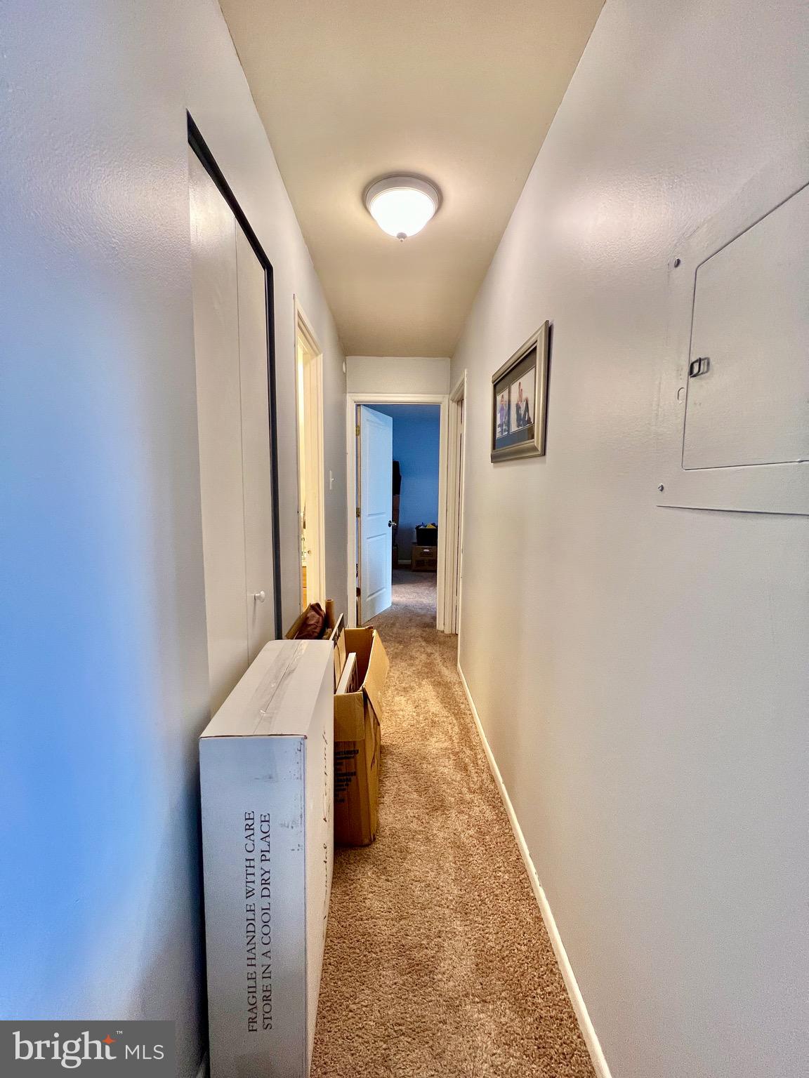 SUMMERTREE CONDO APTS - Residential