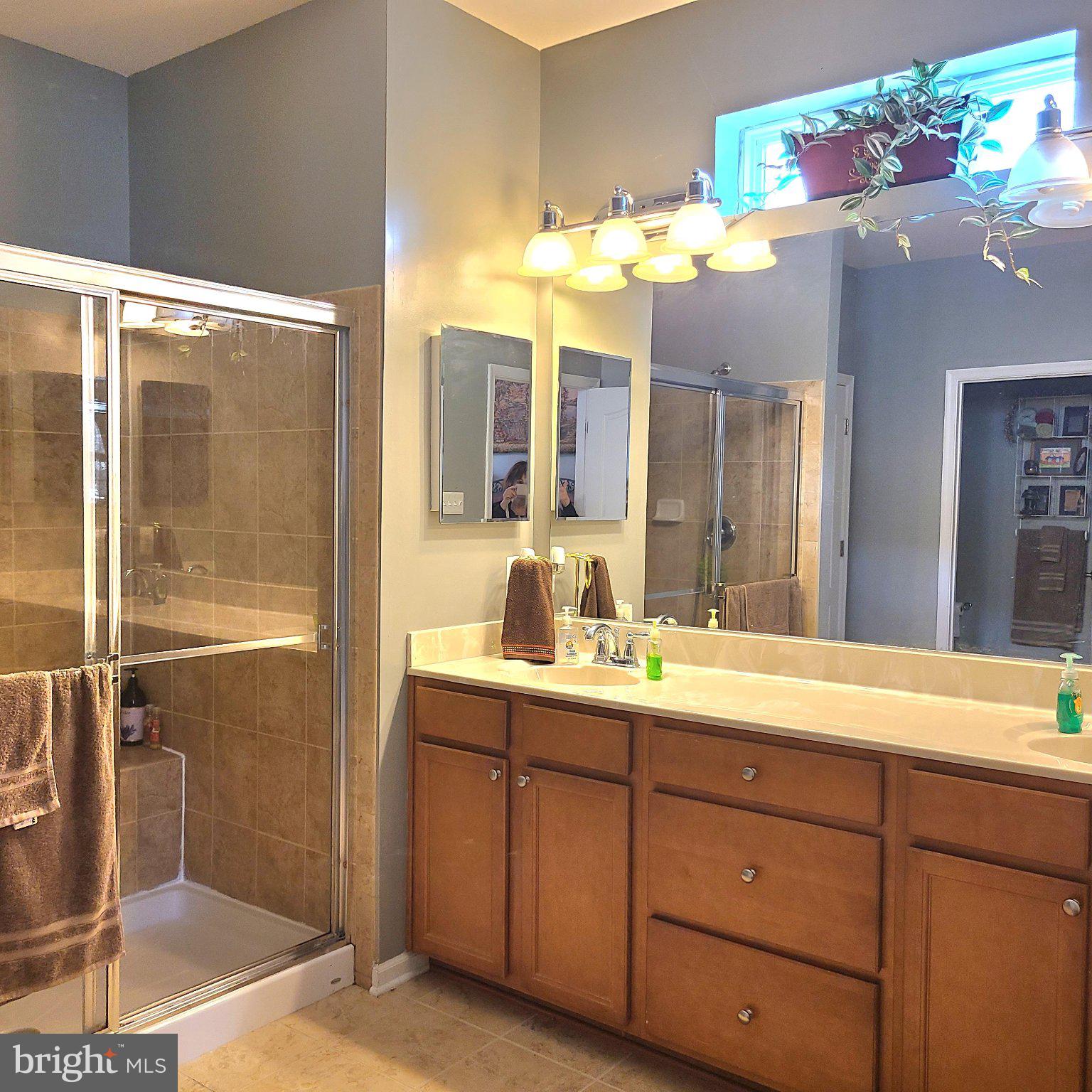 FOUR SEASONS AT SILVER MAPLE - Residential