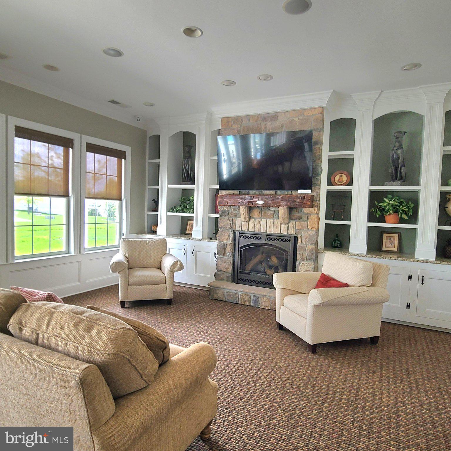 FOUR SEASONS AT SILVER MAPLE - Residential