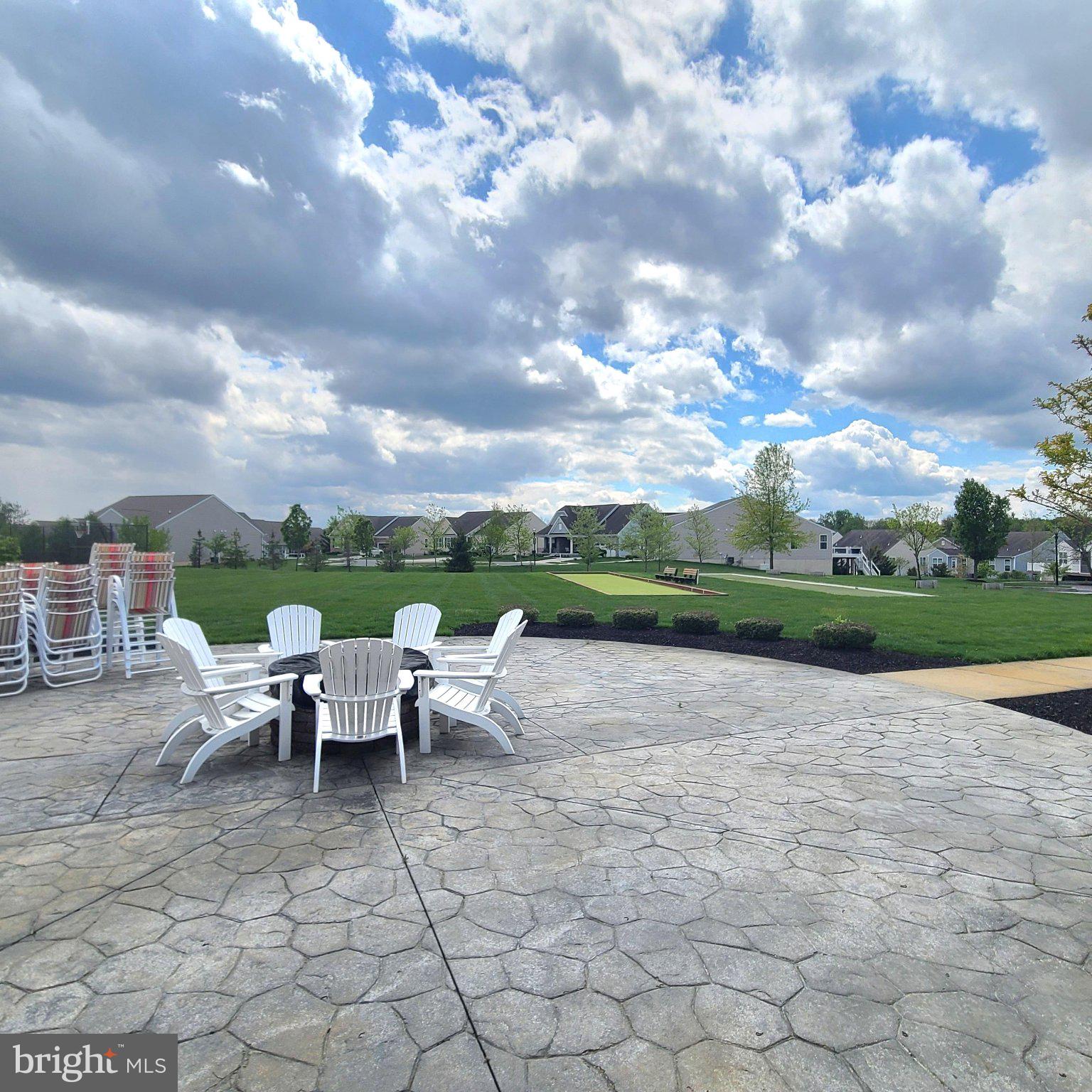 FOUR SEASONS AT SILVER MAPLE - Residential