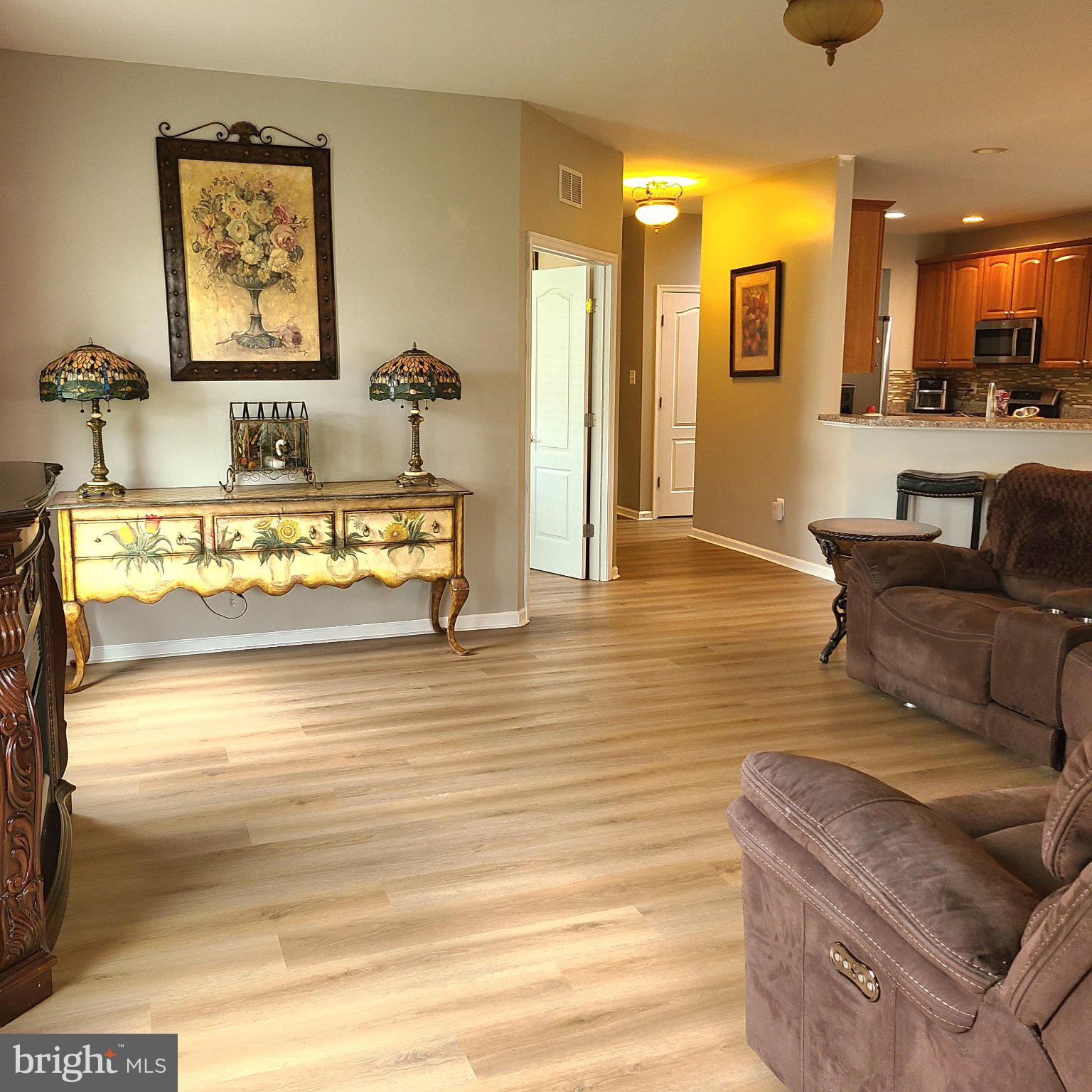 FOUR SEASONS AT SILVER MAPLE - Residential
