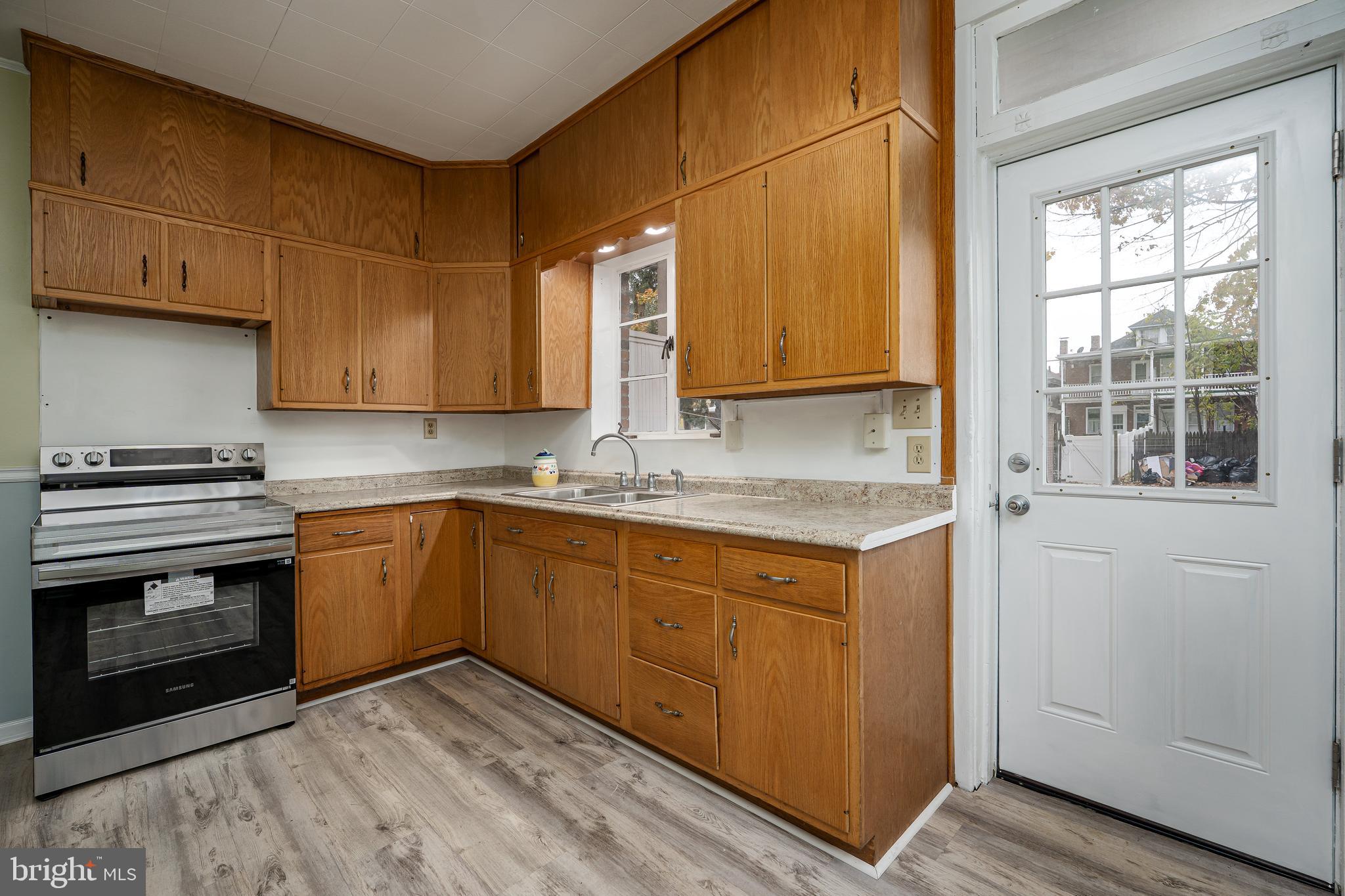 ALLISON HILL - Residential