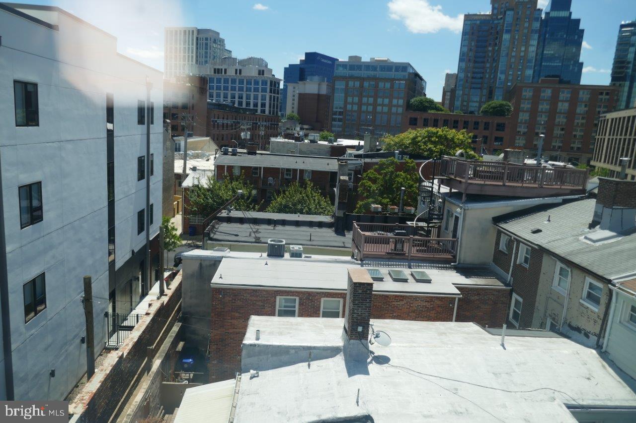 LITTLE ITALY - Residential