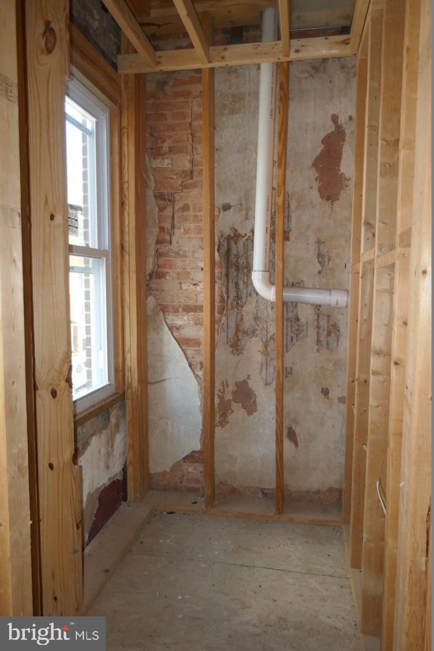 LITTLE ITALY - Residential