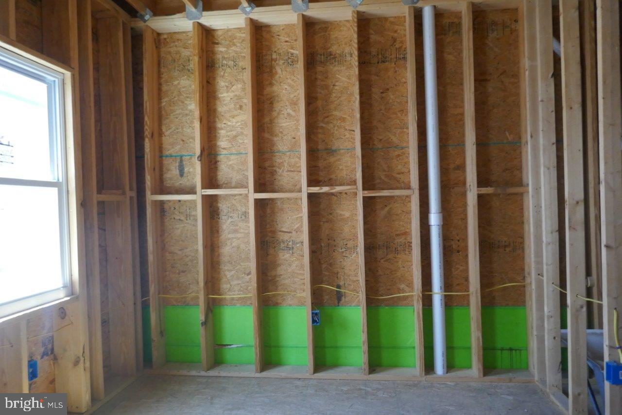 LITTLE ITALY - Residential