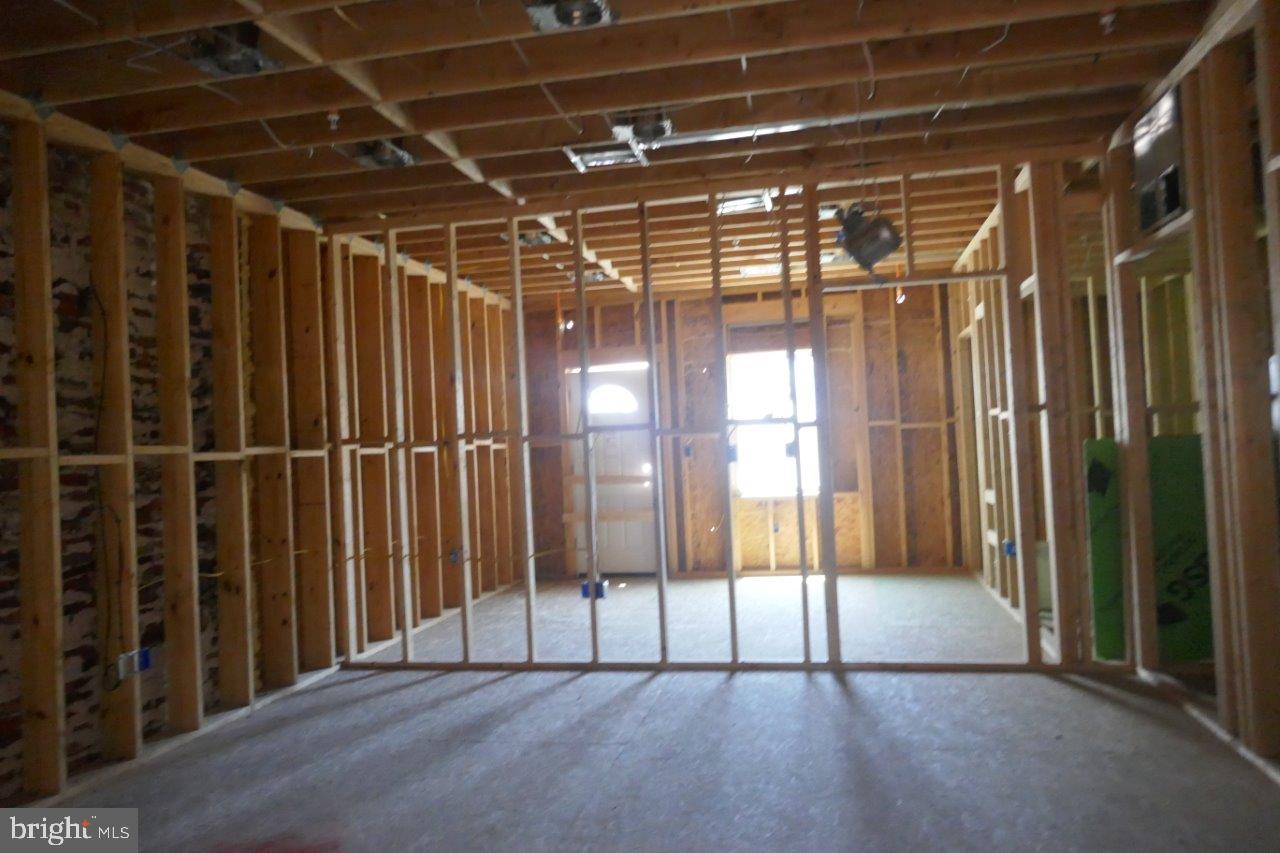 LITTLE ITALY - Residential