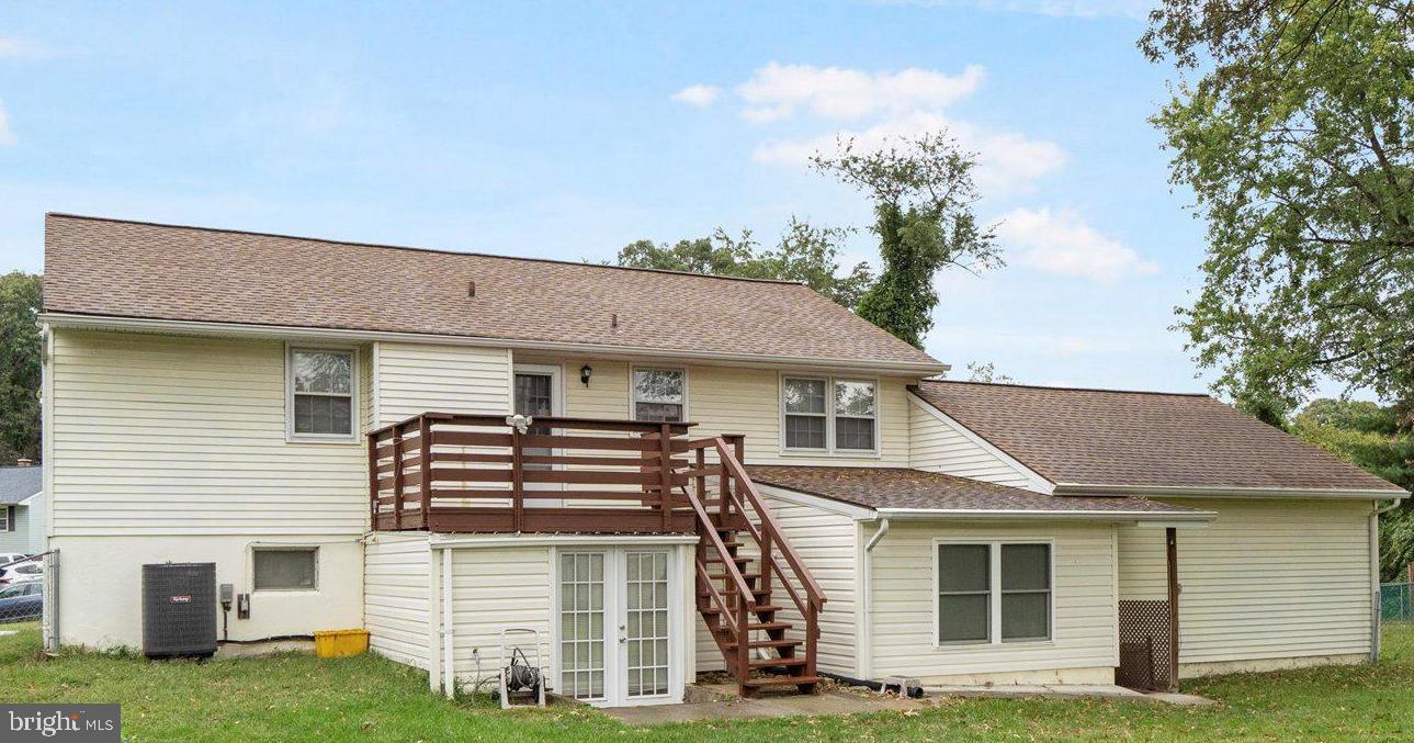 903 JAY COURT