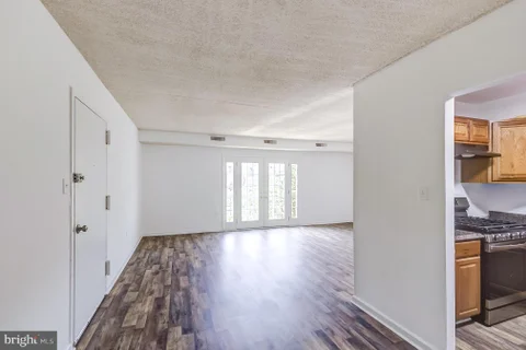 3805 Swann Road Unit 301, Suitland, MD 20746 - #: MDPG2214962