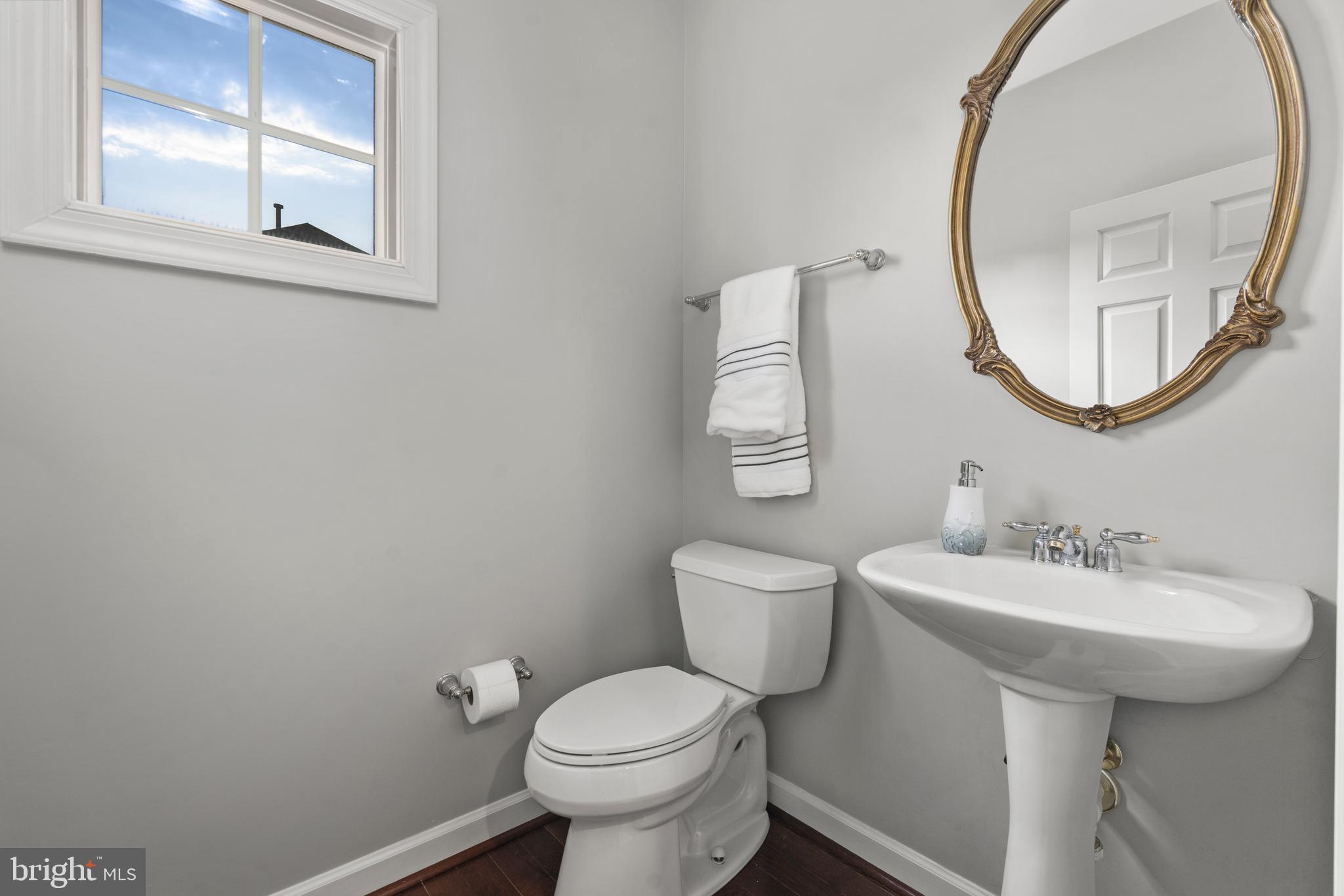 WESTVIEW ESTATES - Residential