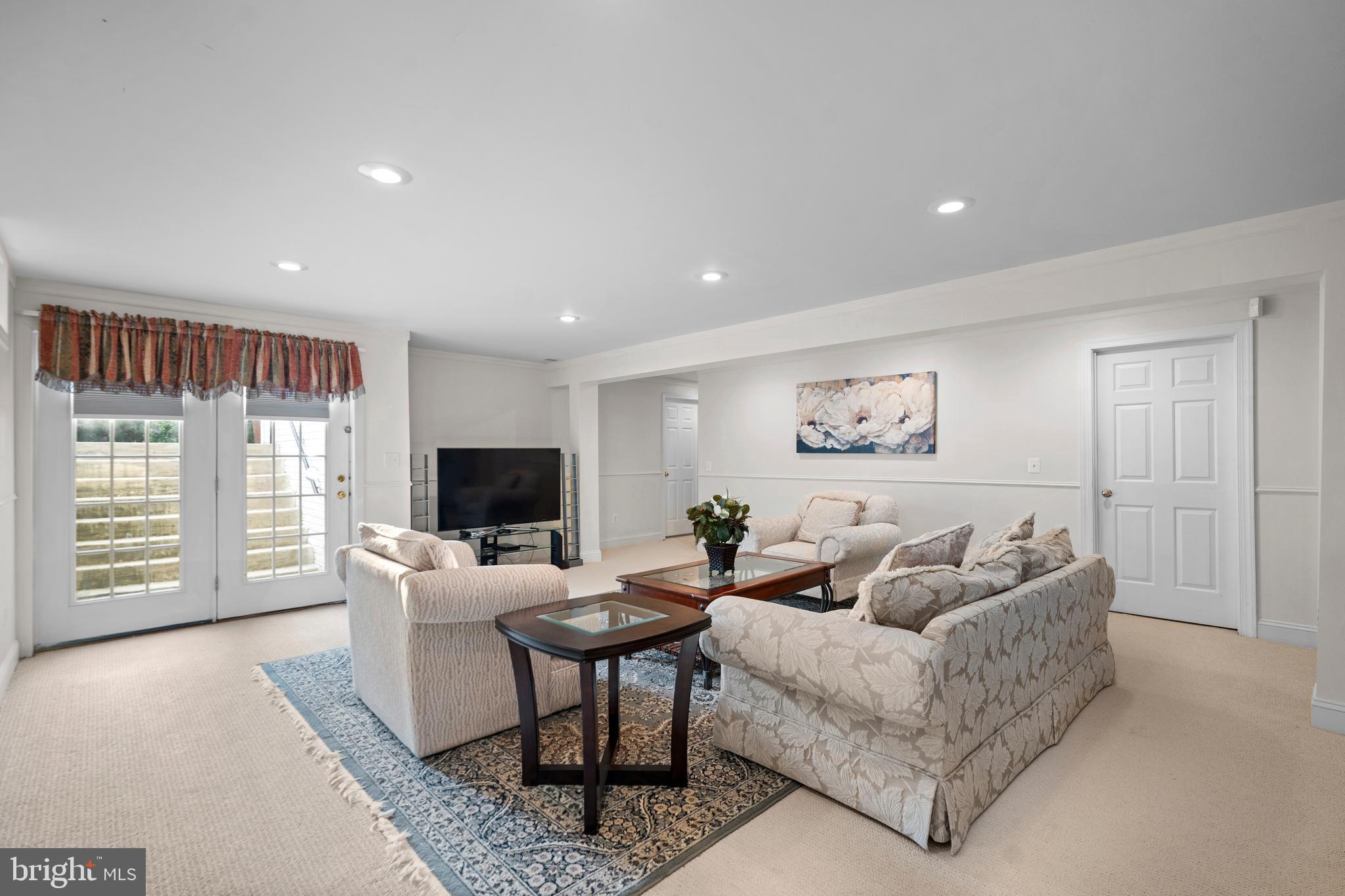 WESTVIEW ESTATES - Residential