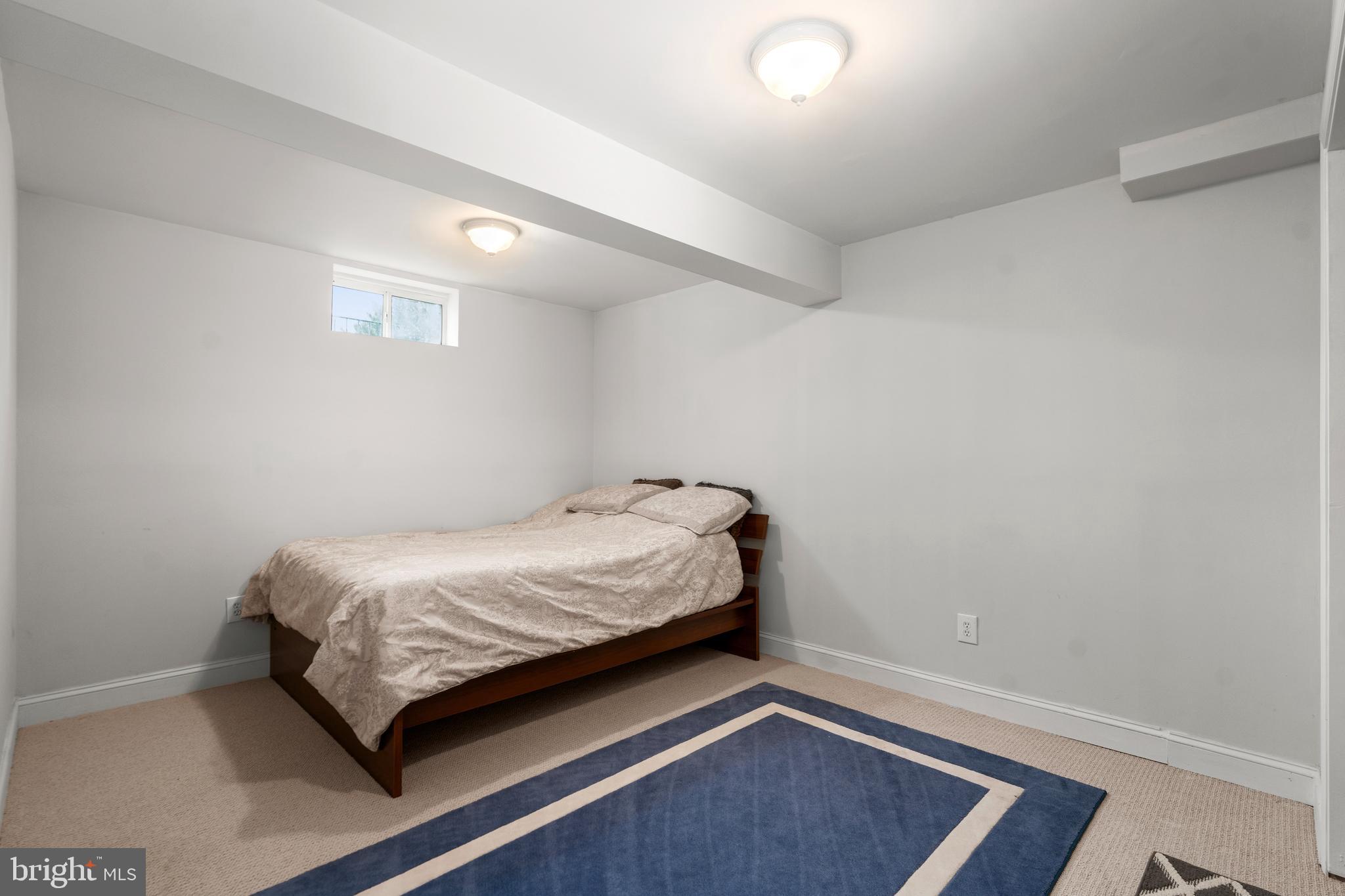 WESTVIEW ESTATES - Residential