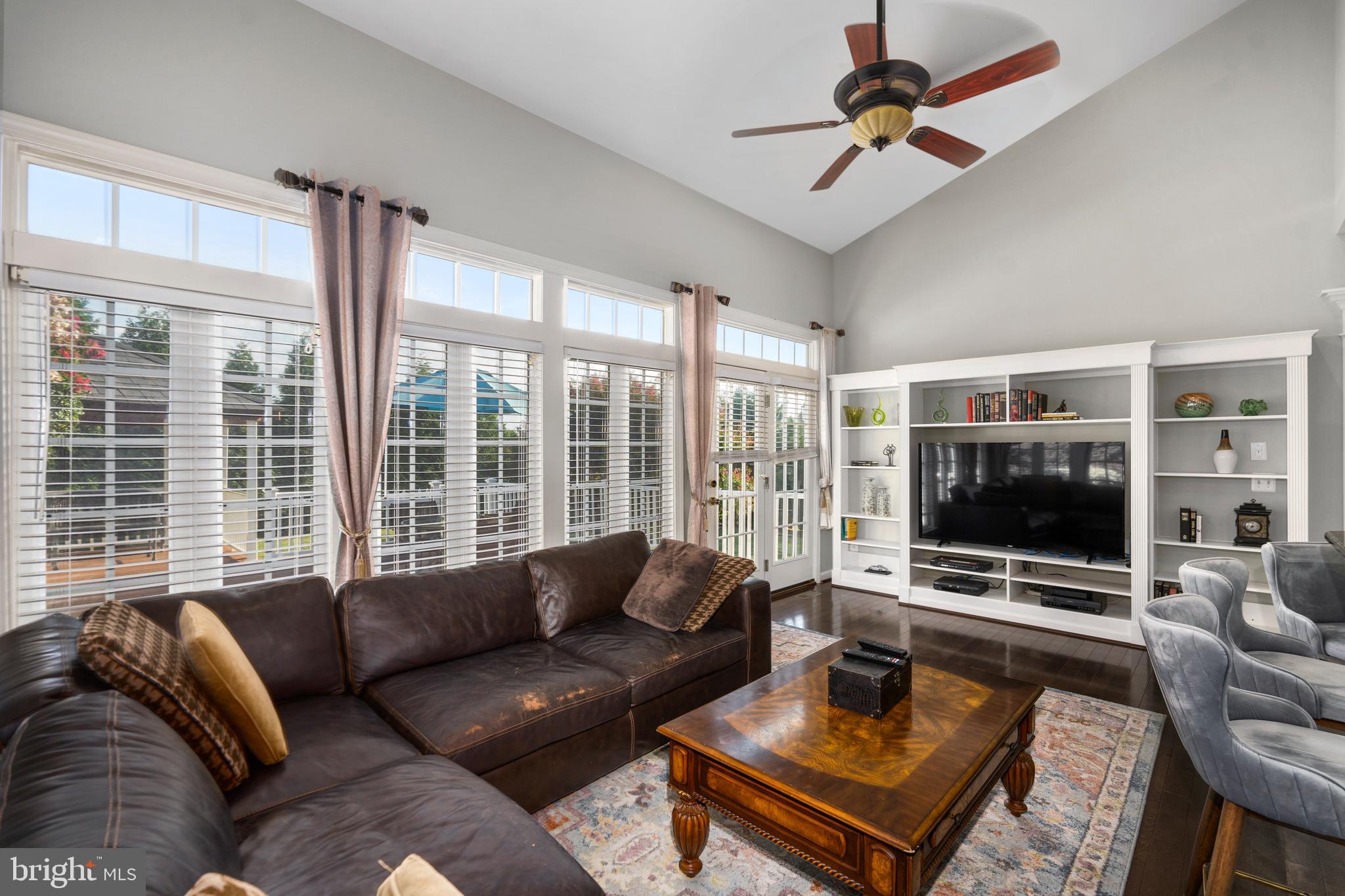 WESTVIEW ESTATES - Residential