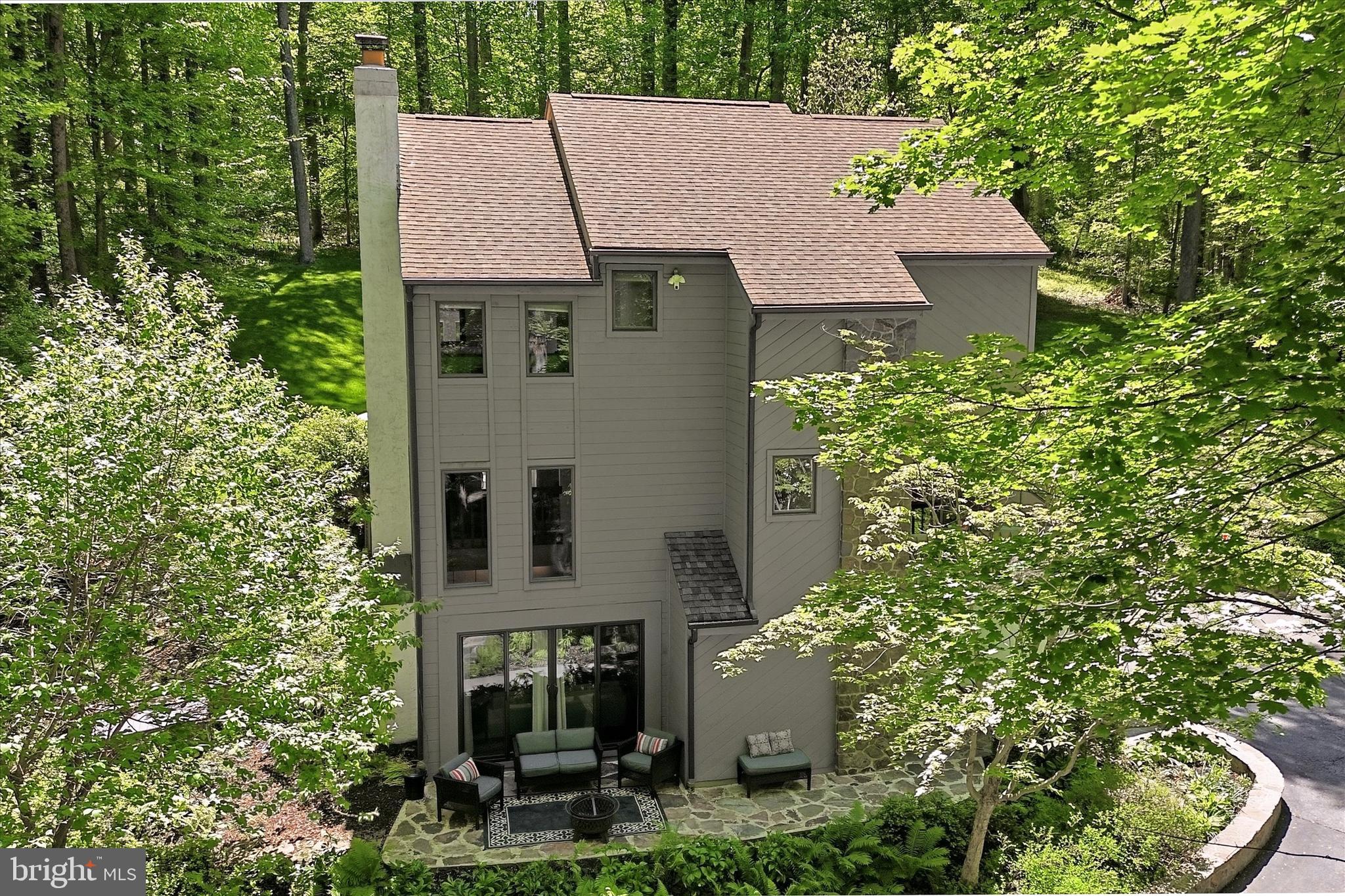 5 CHADDWYCK LANE