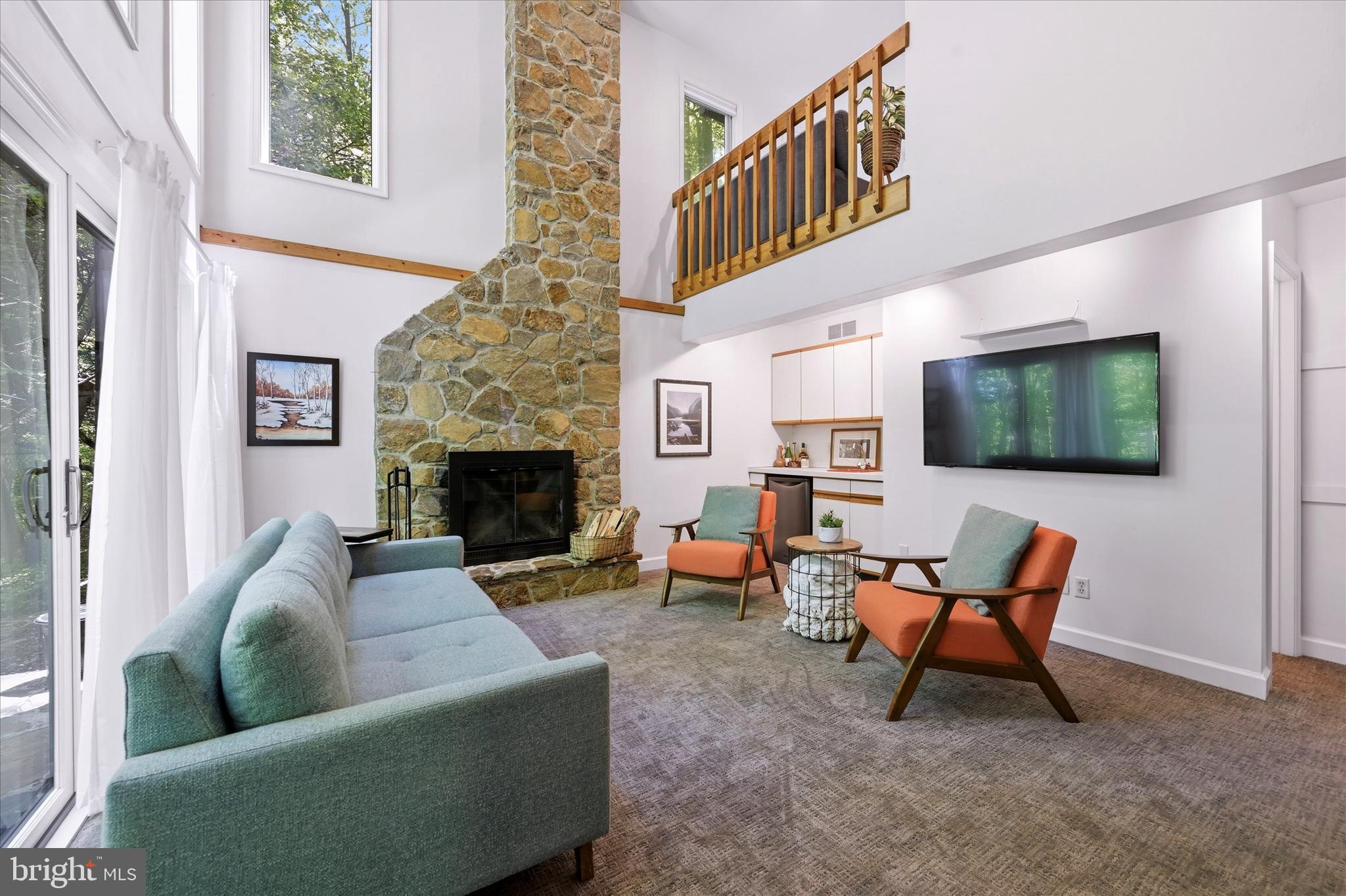 5 CHADDWYCK LANE