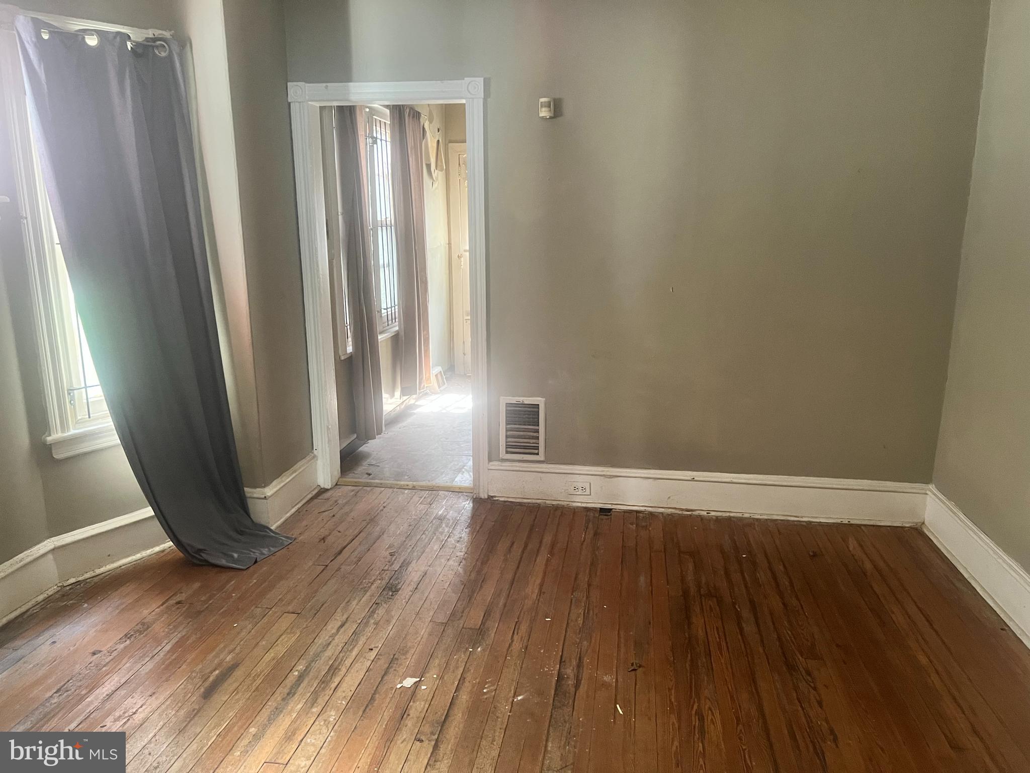 GERMANTOWN - Residential