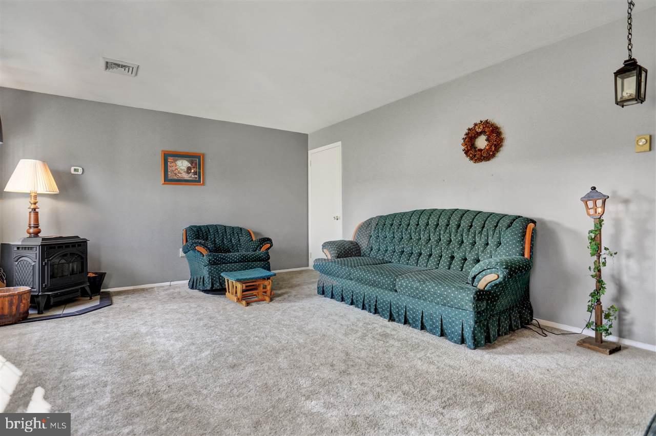 ADAMSVILLE - Residential