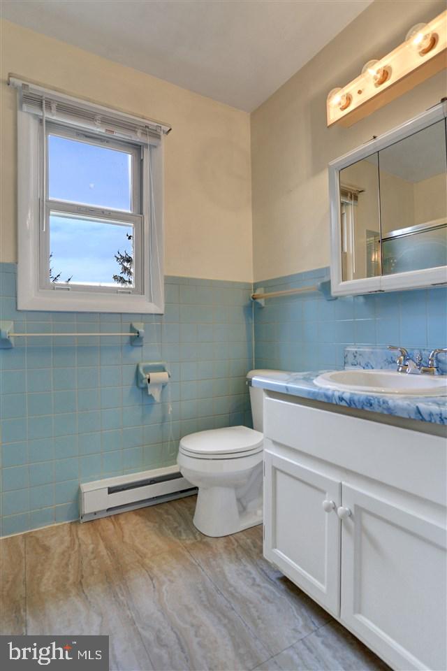 ADAMSVILLE - Residential