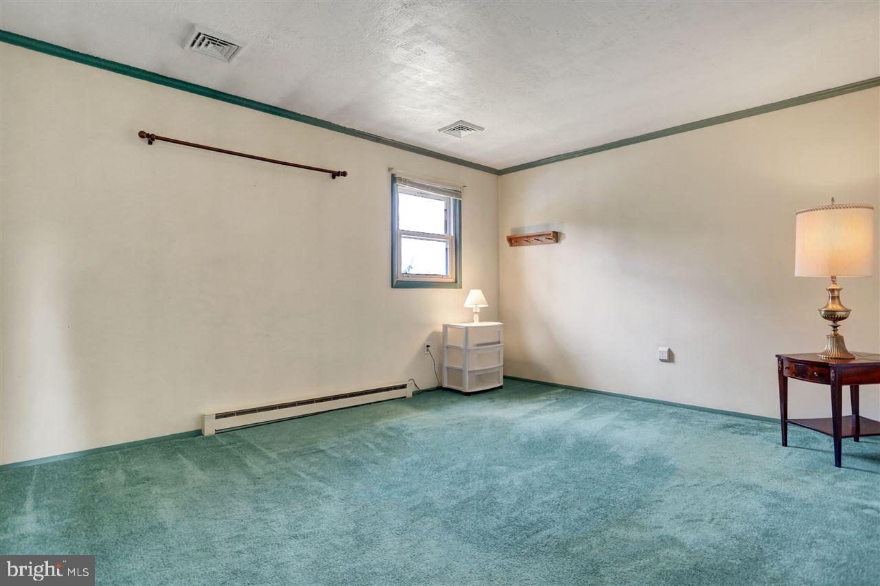 ADAMSVILLE - Residential