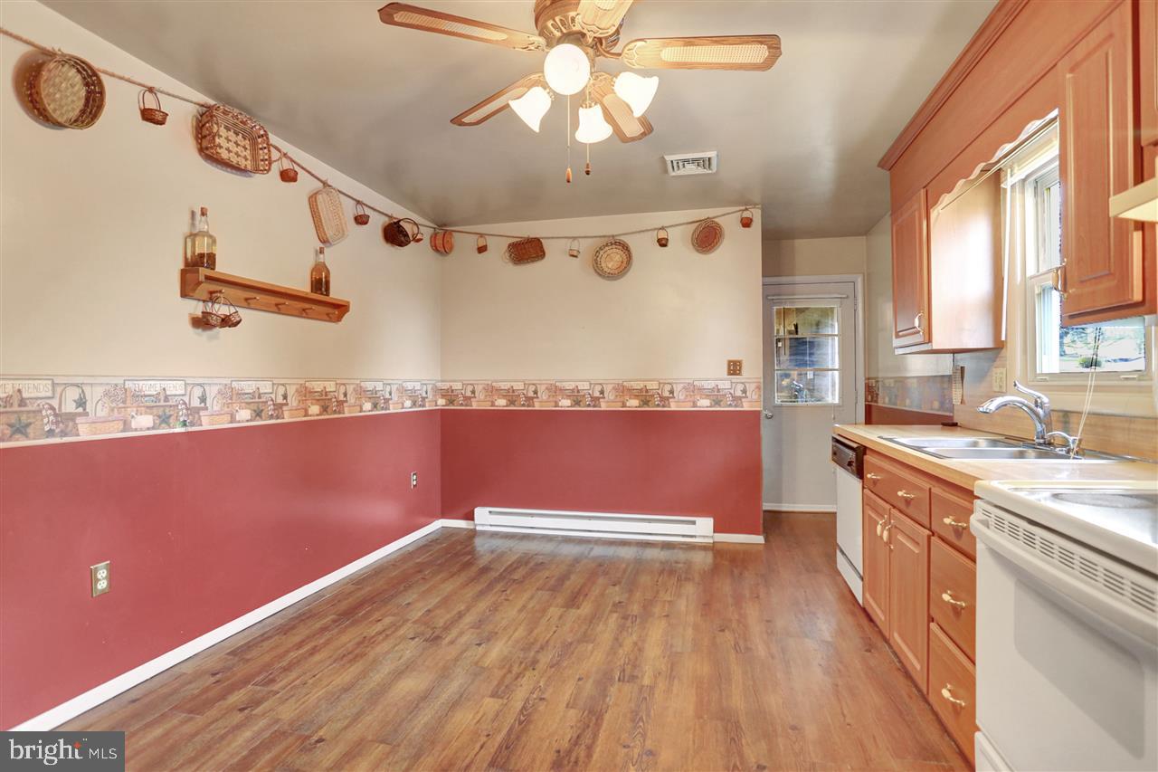 ADAMSVILLE - Residential