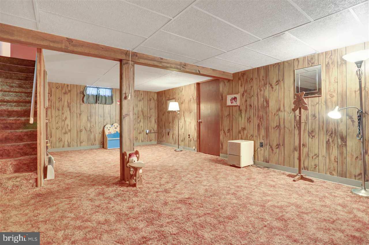 ADAMSVILLE - Residential