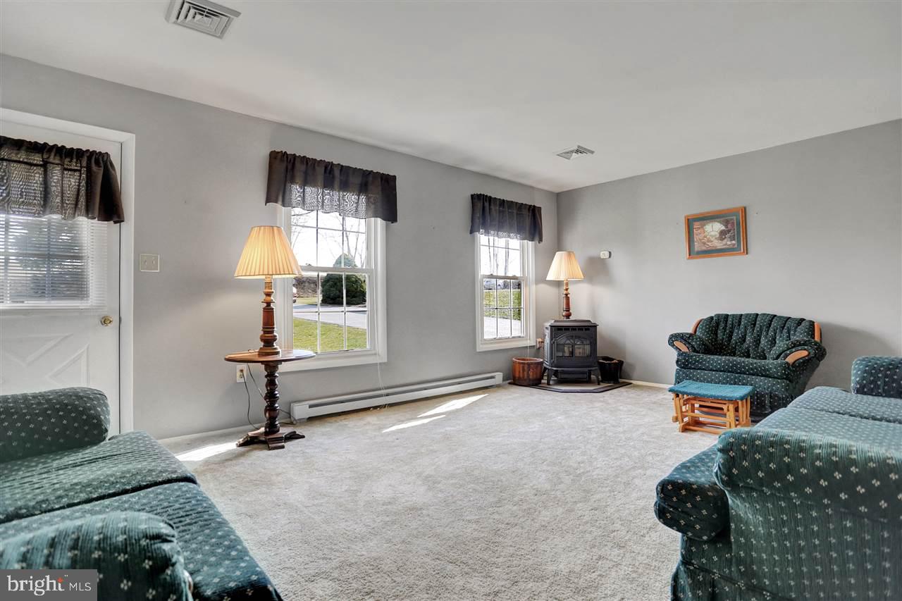 ADAMSVILLE - Residential