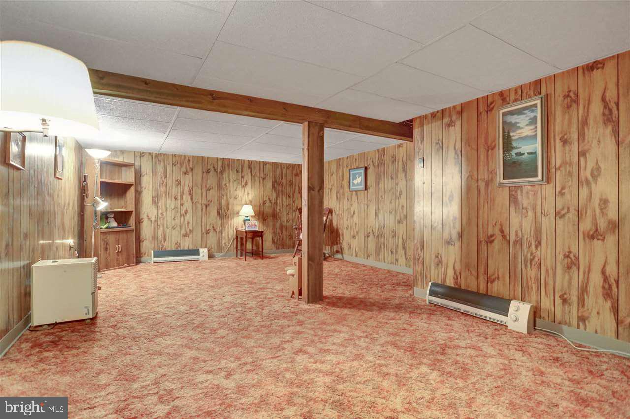 ADAMSVILLE - Residential