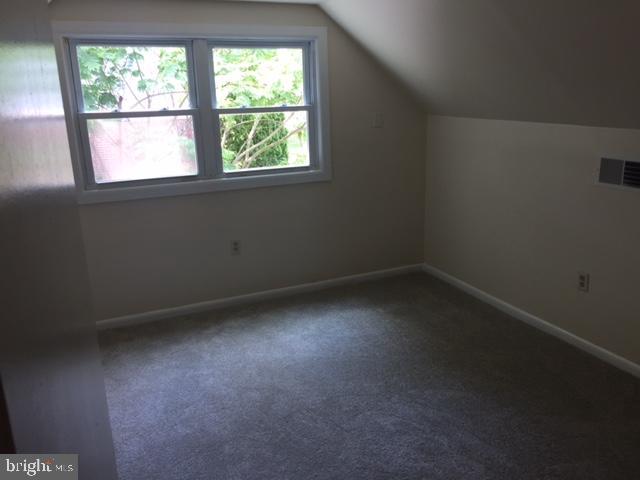 EAST PETERSBURG - Residential