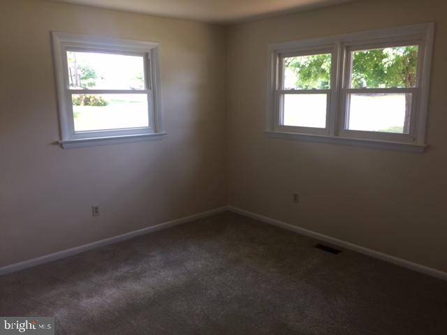 EAST PETERSBURG - Residential