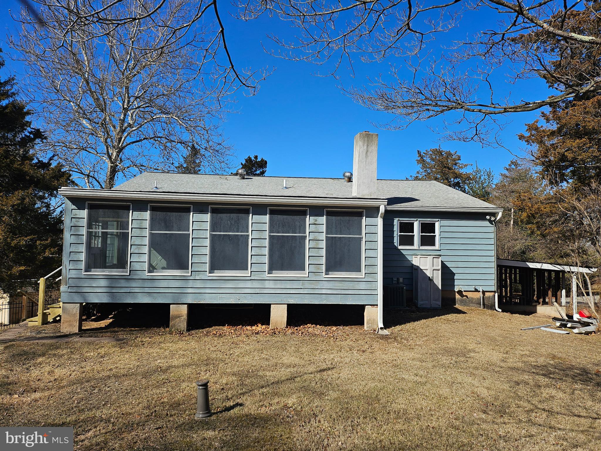 244 S Sugan Rd (FAIRVIEW AVE