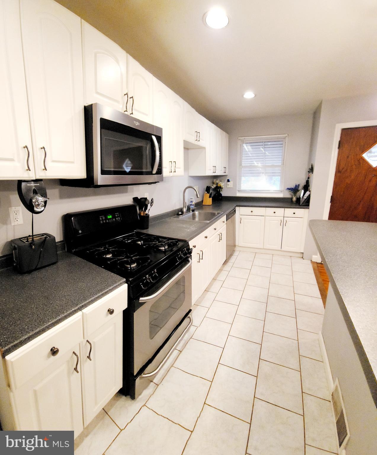 MAYFAIR - Residential