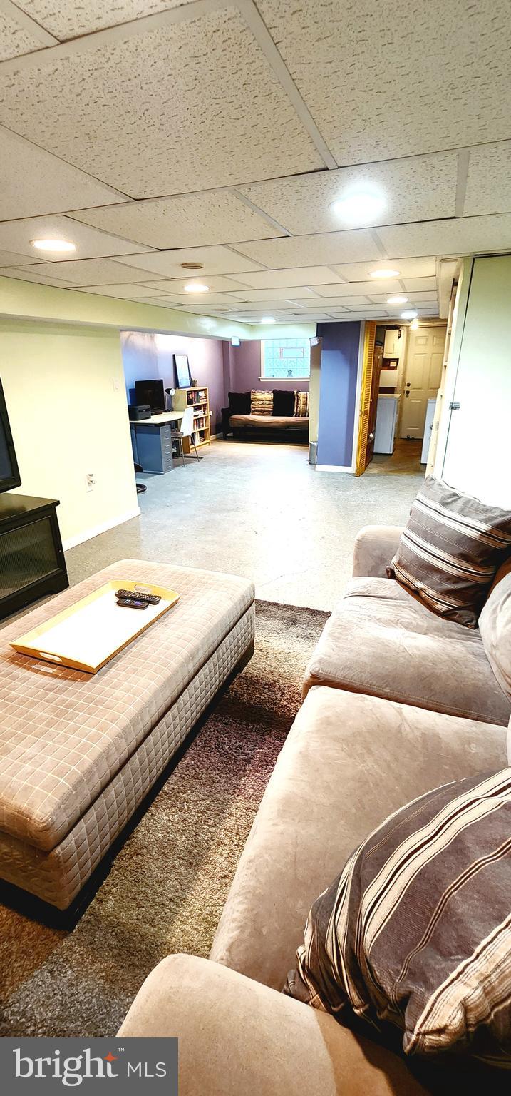 MAYFAIR - Residential