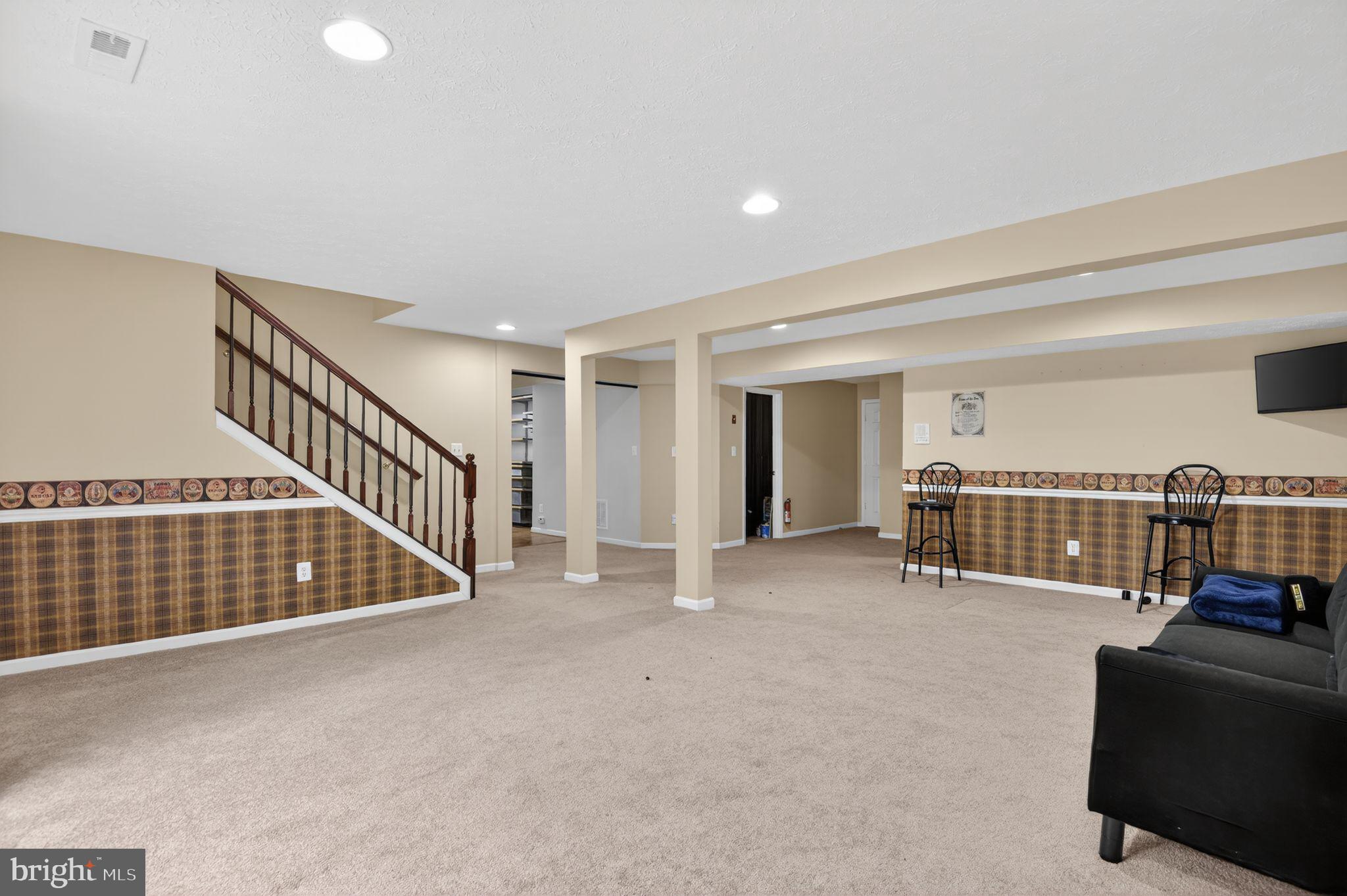 TOWNSEND VILLAGE IL - Residential