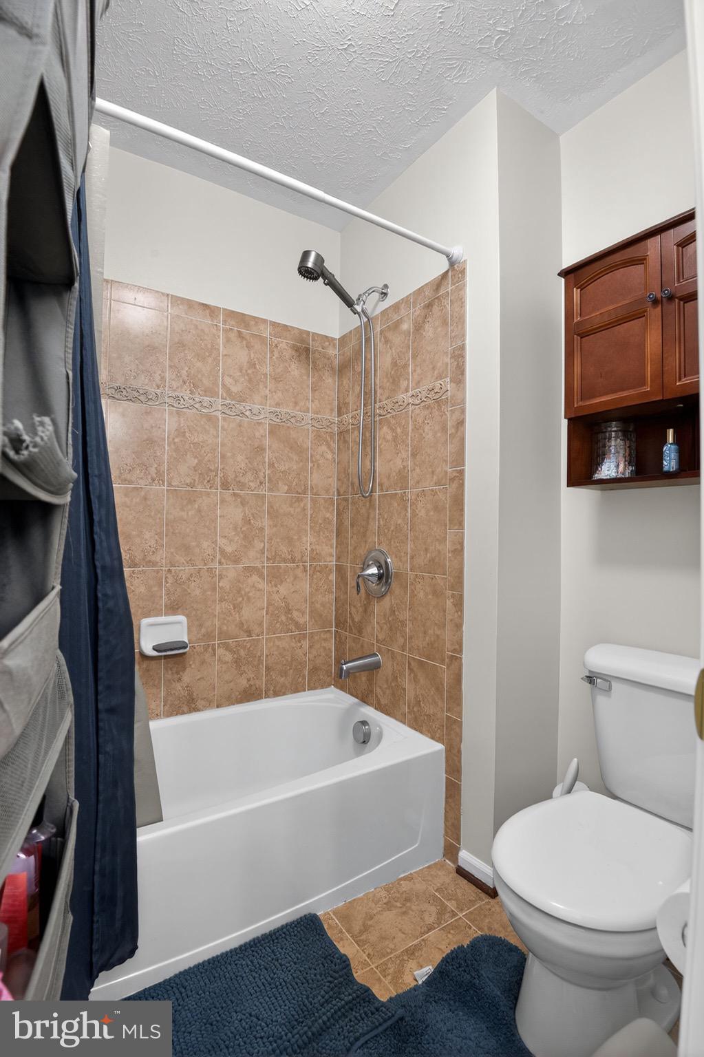 TOWNSEND VILLAGE IL - Residential
