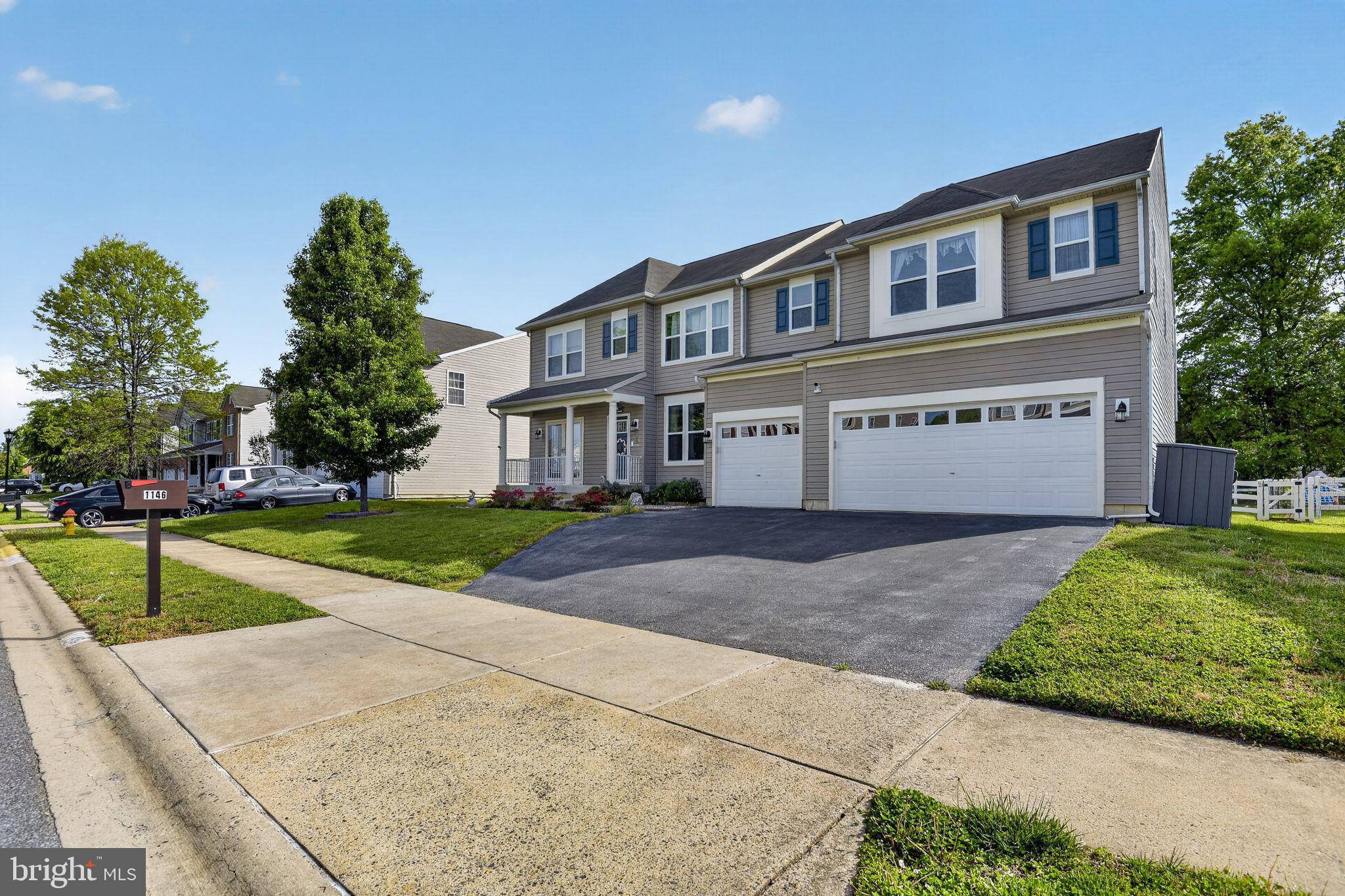 TOWNSEND VILLAGE IL - Residential