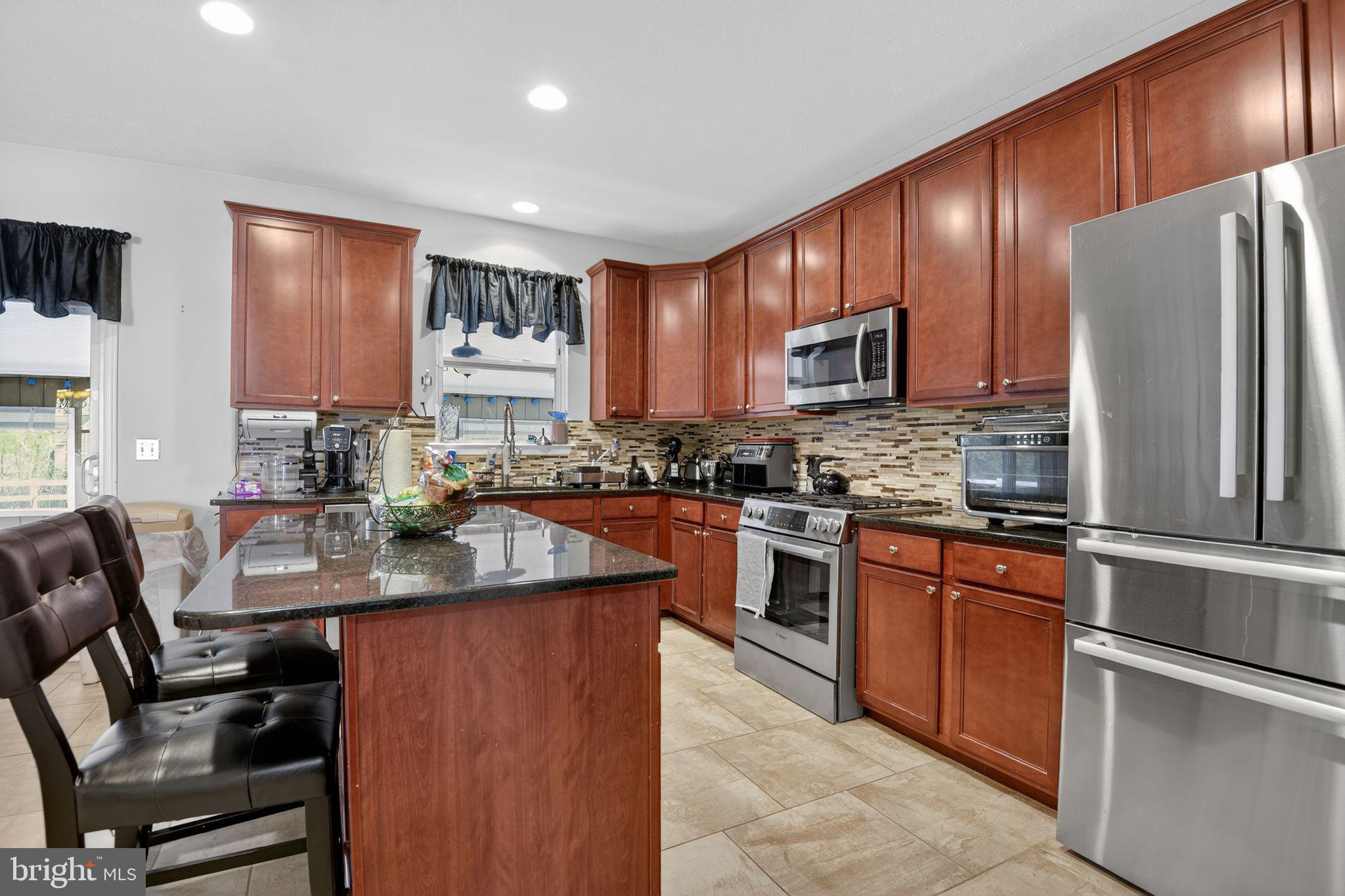 TOWNSEND VILLAGE IL - Residential