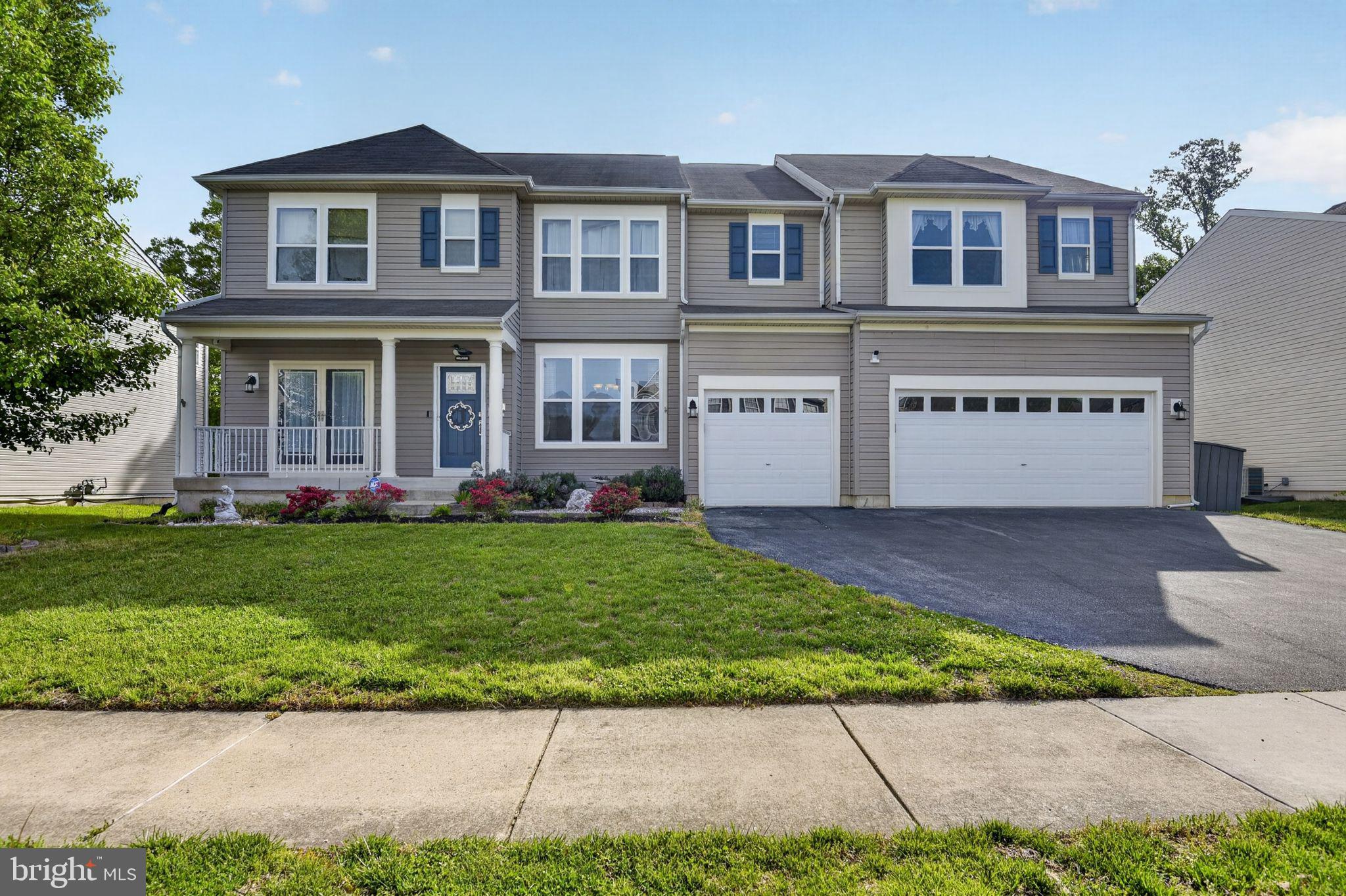 TOWNSEND VILLAGE IL - Residential