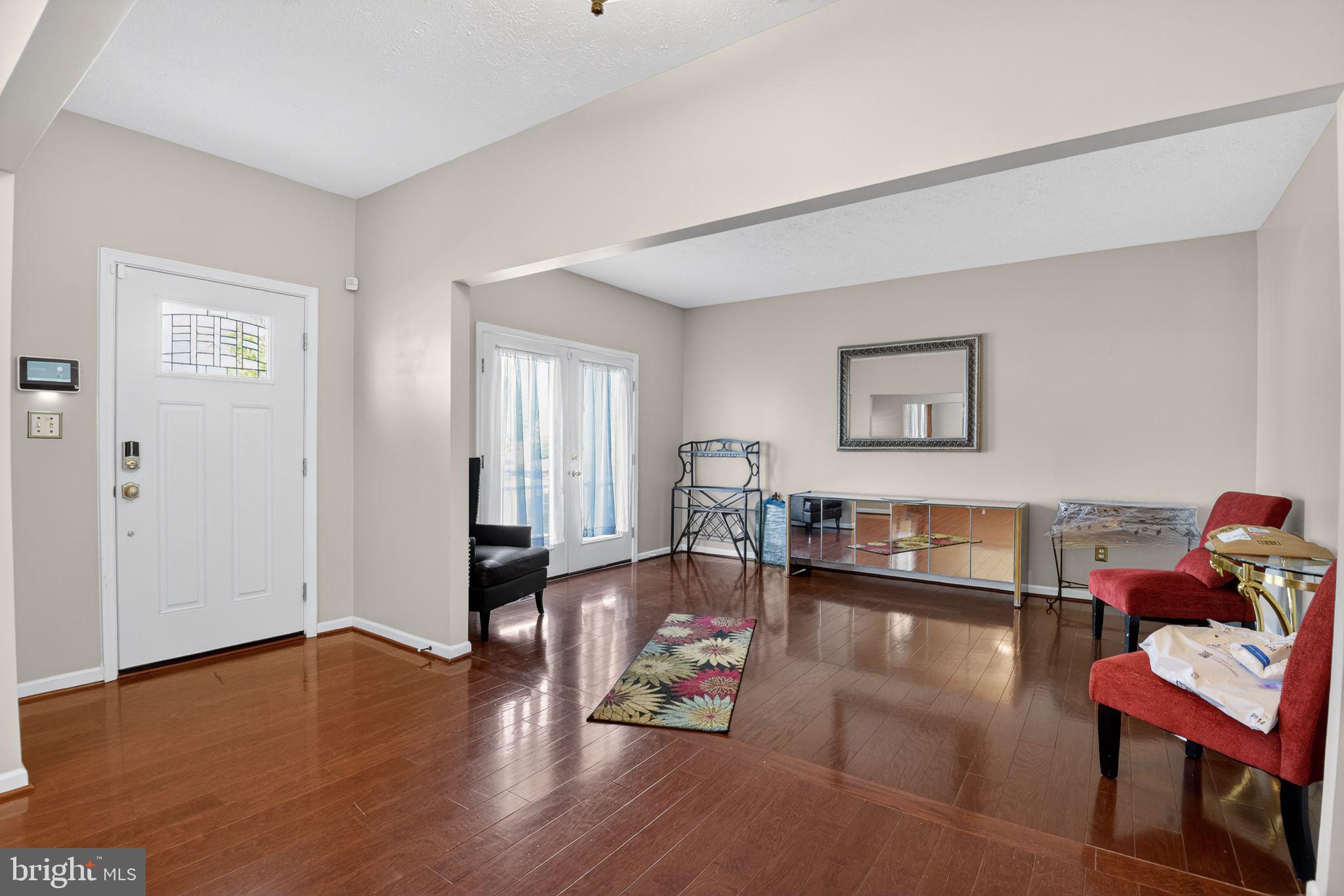 TOWNSEND VILLAGE IL - Residential