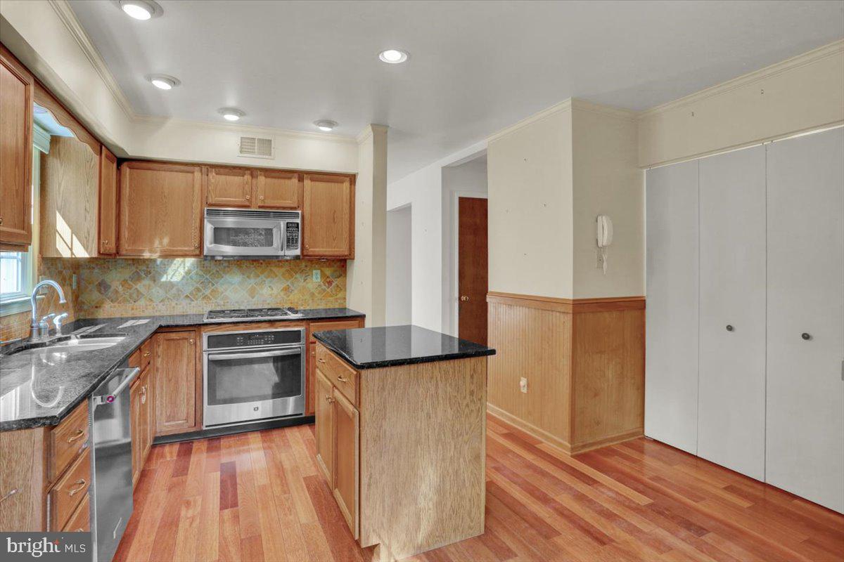 MERLIN HILLS - Residential