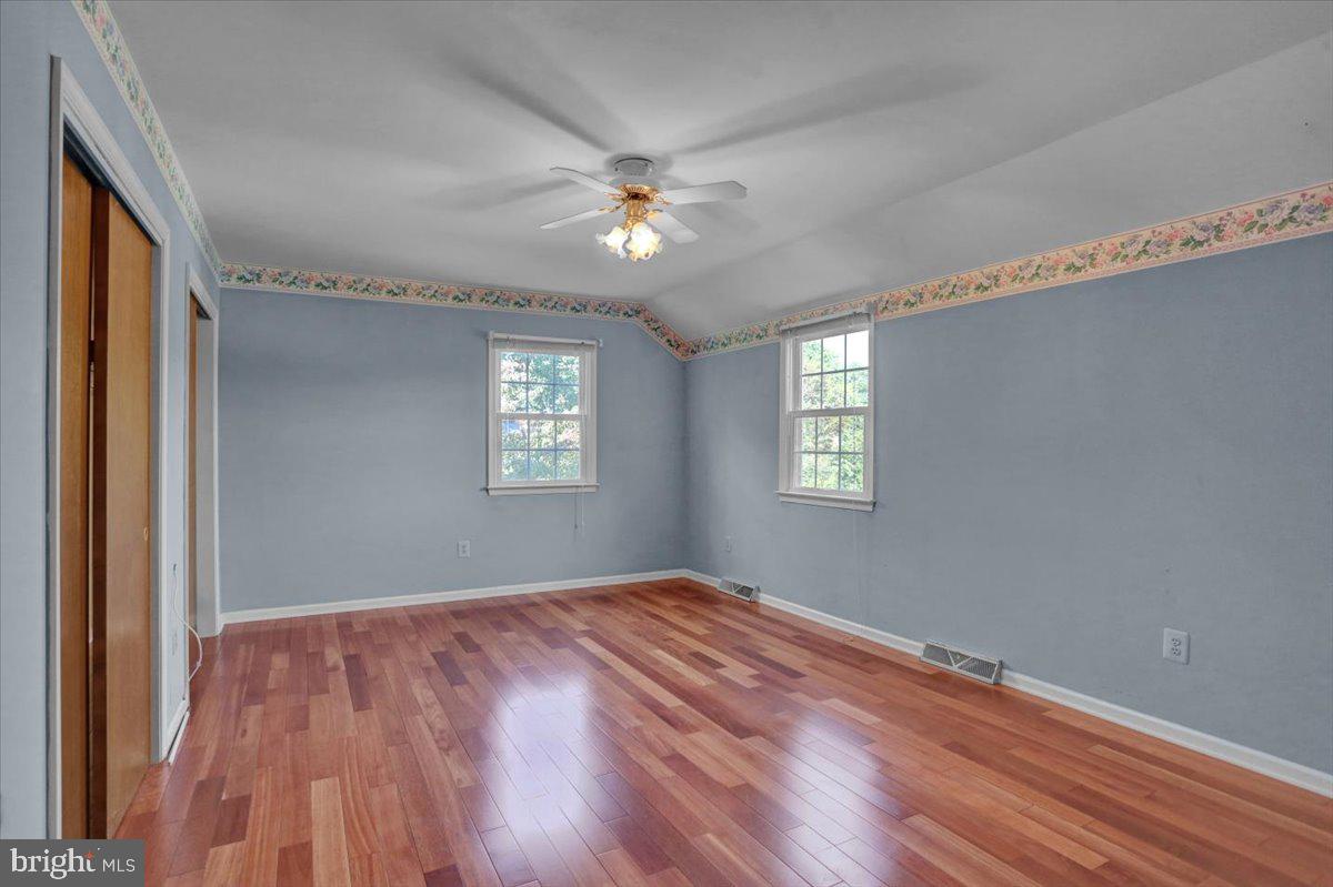 MERLIN HILLS - Residential