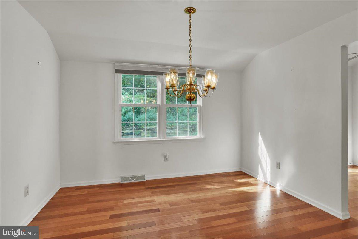 MERLIN HILLS - Residential