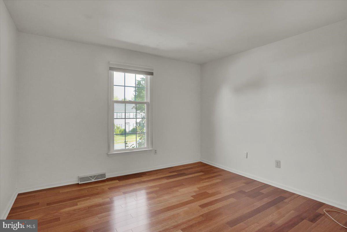 MERLIN HILLS - Residential