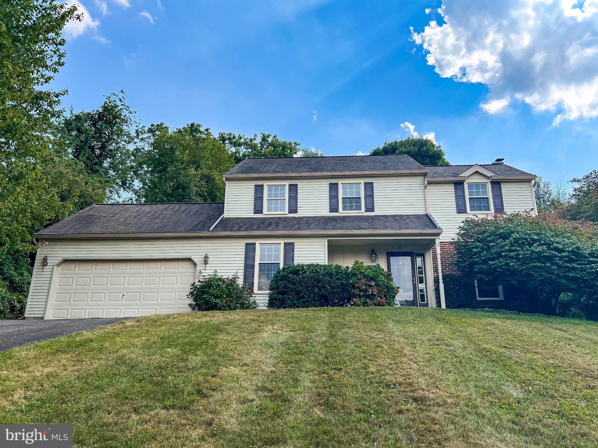 MERLIN HILLS - Residential