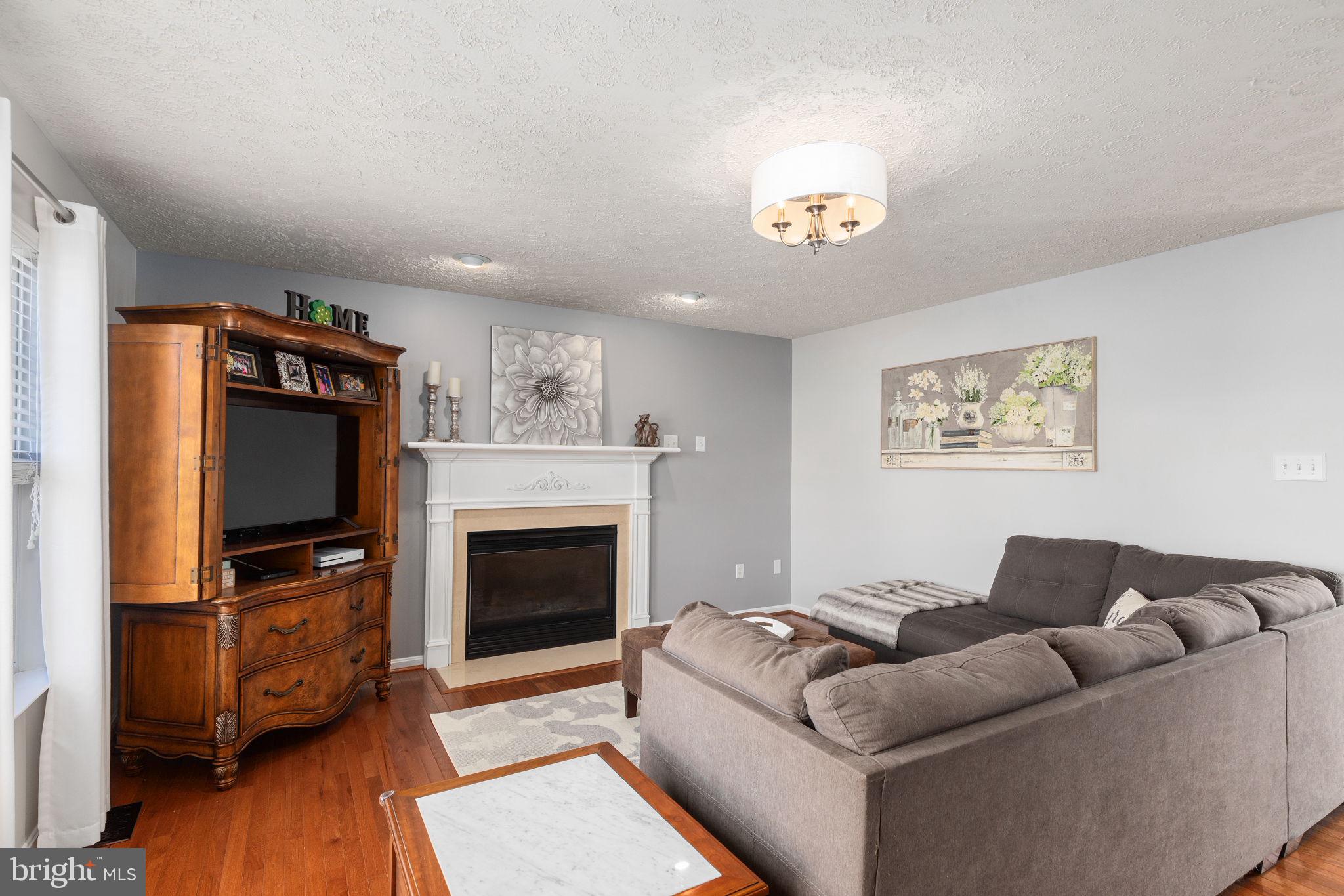 VILLAGE OF BYNUM RUN - Residential