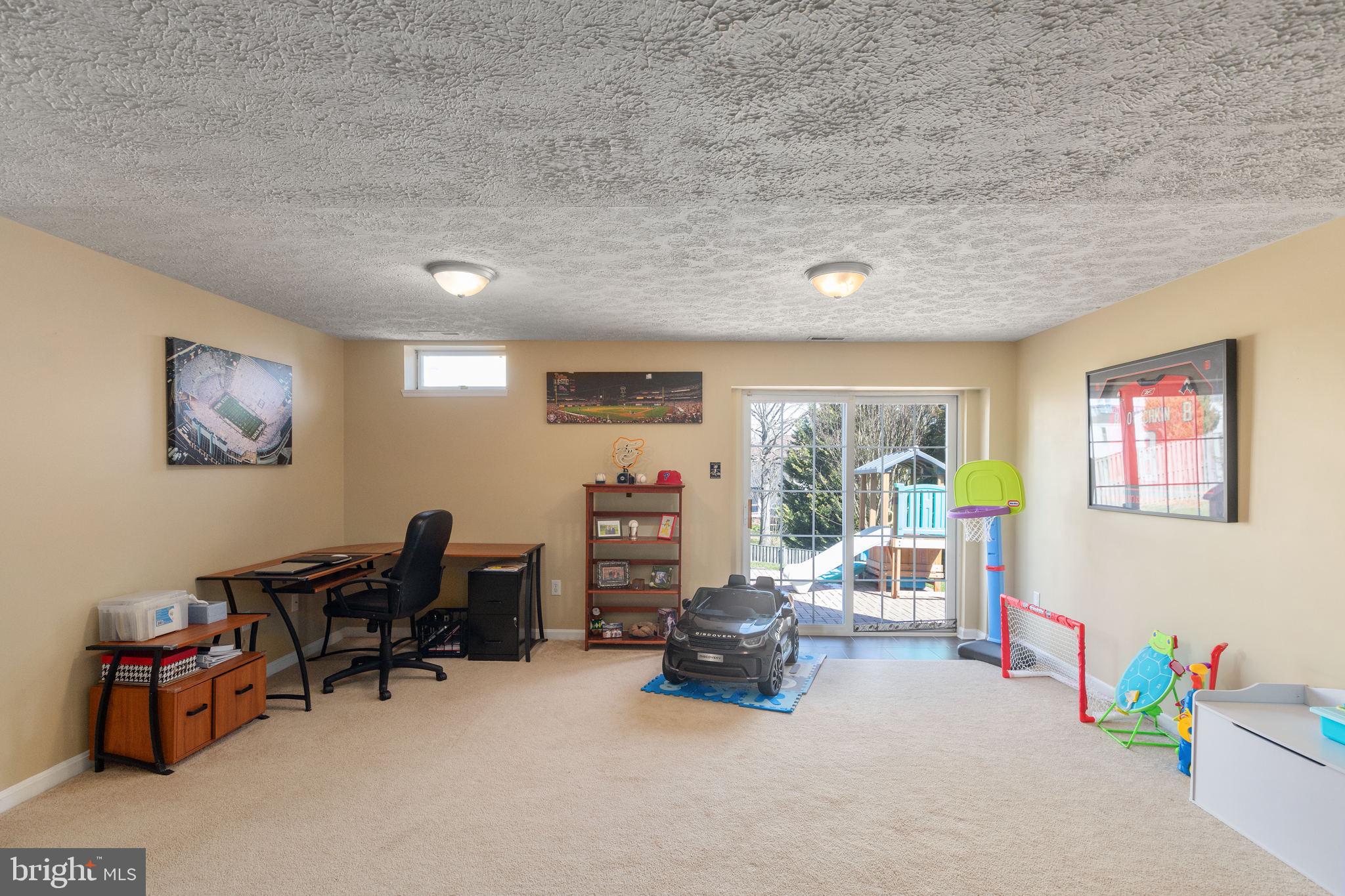 VILLAGE OF BYNUM RUN - Residential