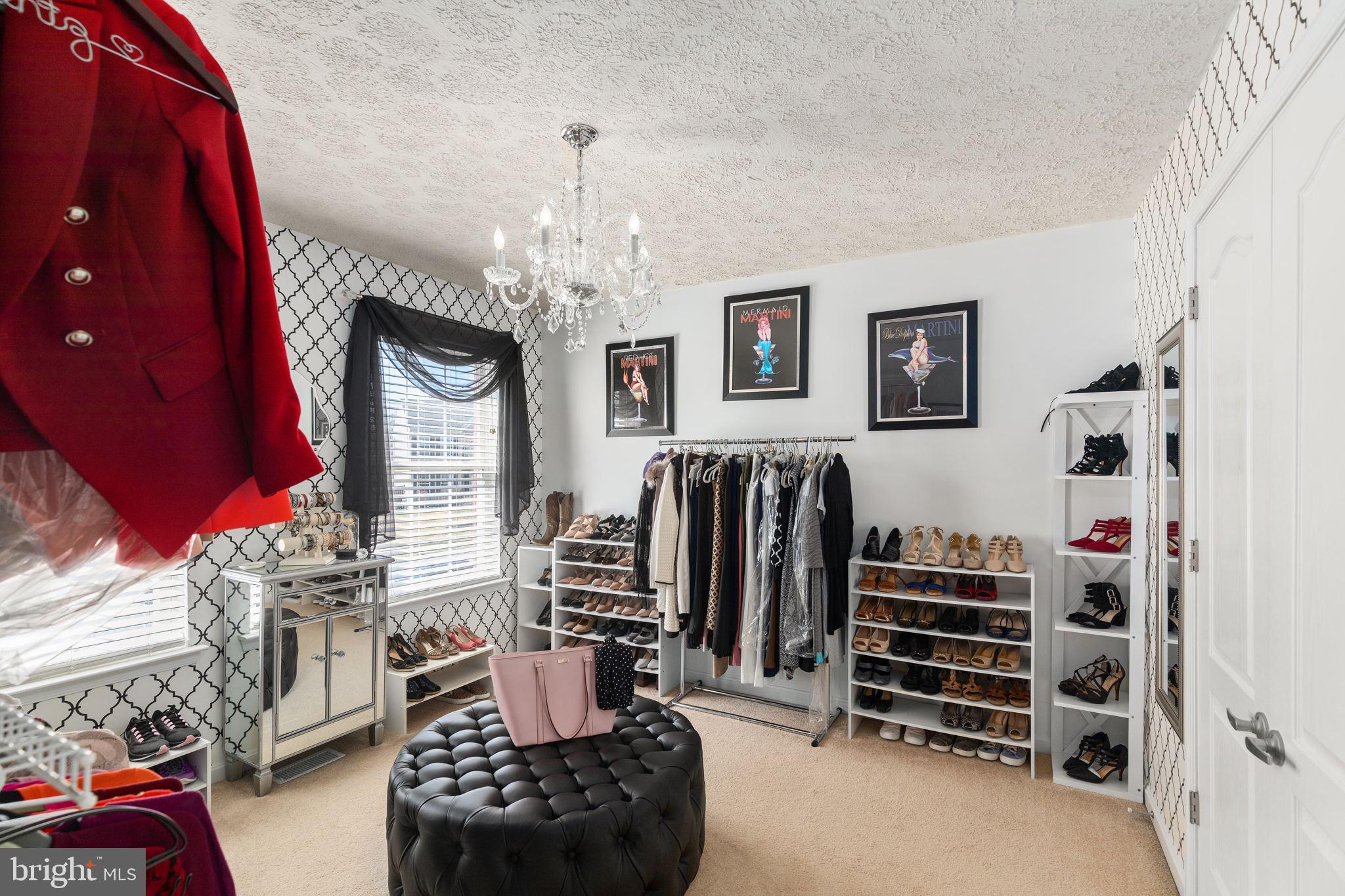 VILLAGE OF BYNUM RUN - Residential