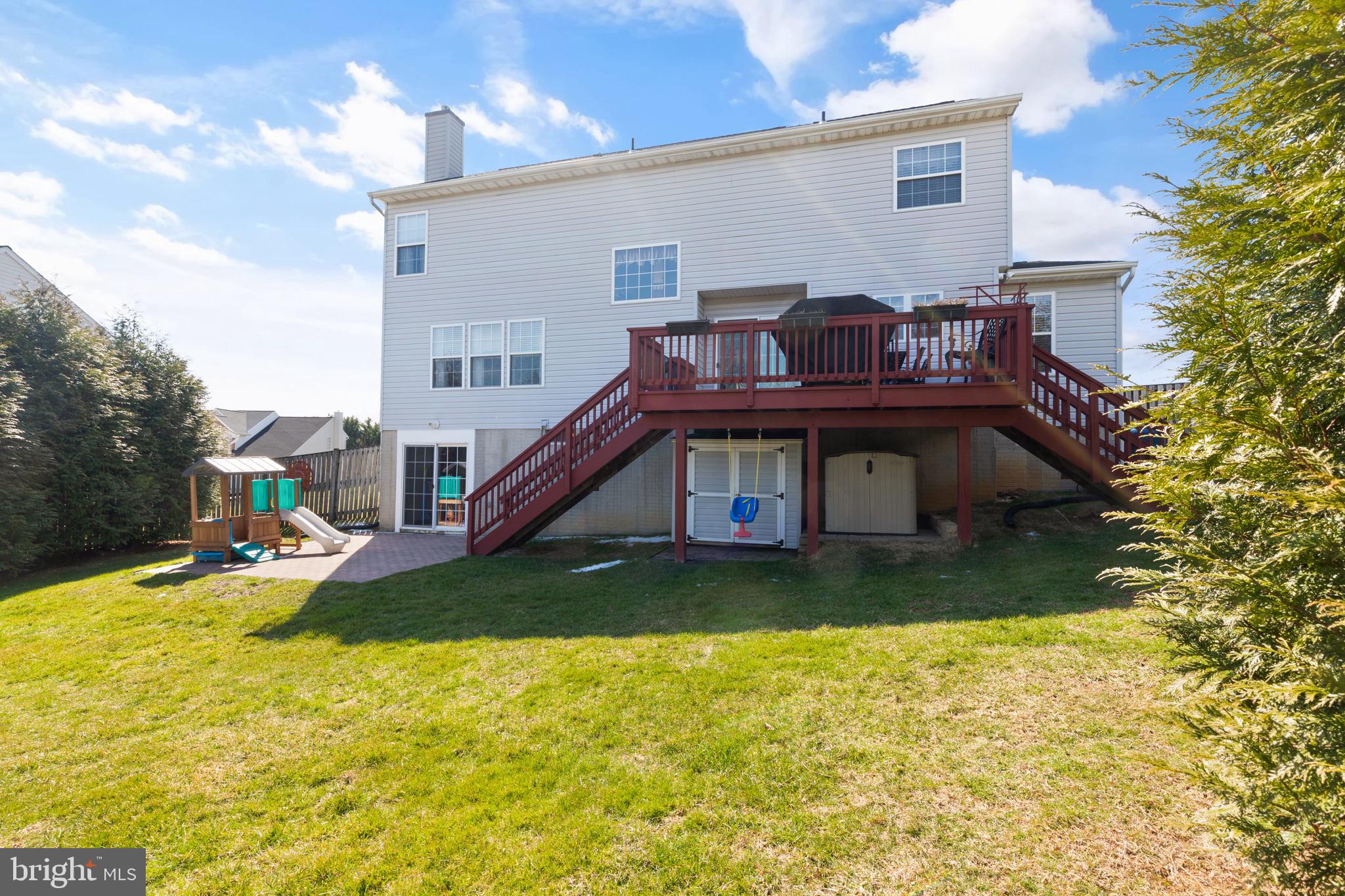 VILLAGE OF BYNUM RUN - Residential