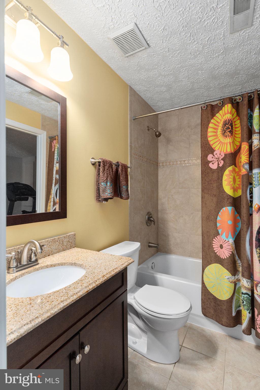 VILLAGE OF BYNUM RUN - Residential