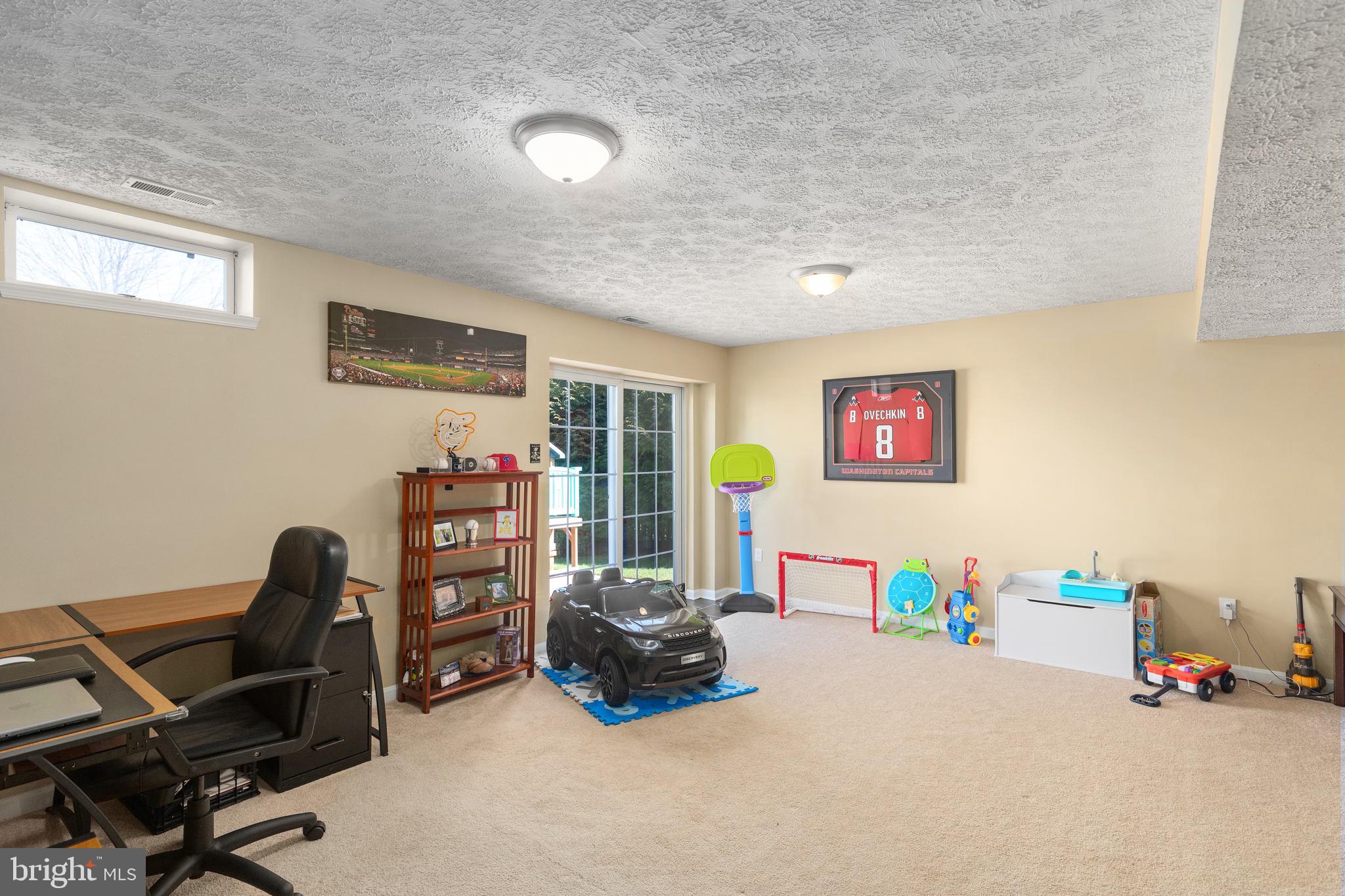 VILLAGE OF BYNUM RUN - Residential