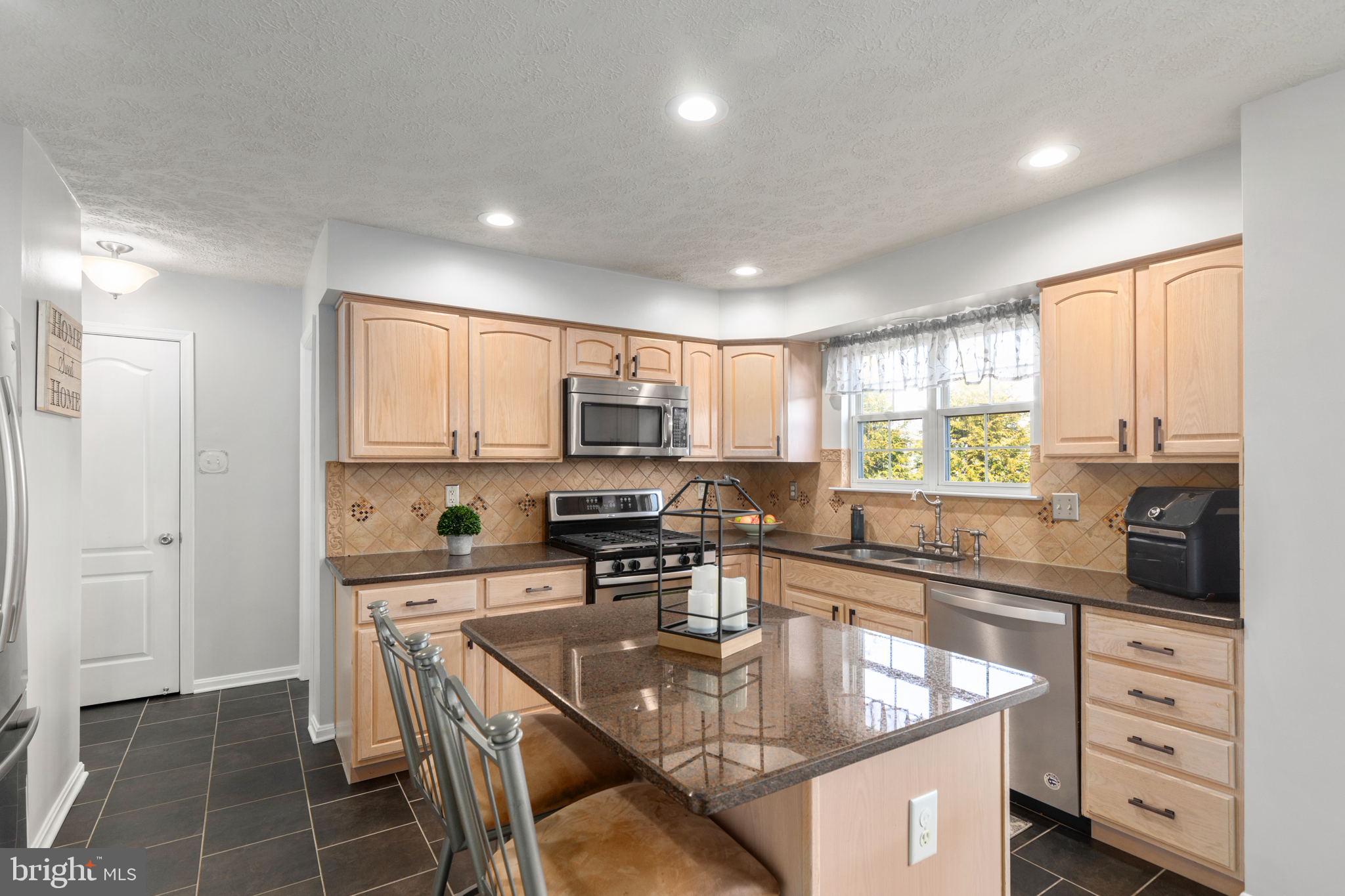 VILLAGE OF BYNUM RUN - Residential