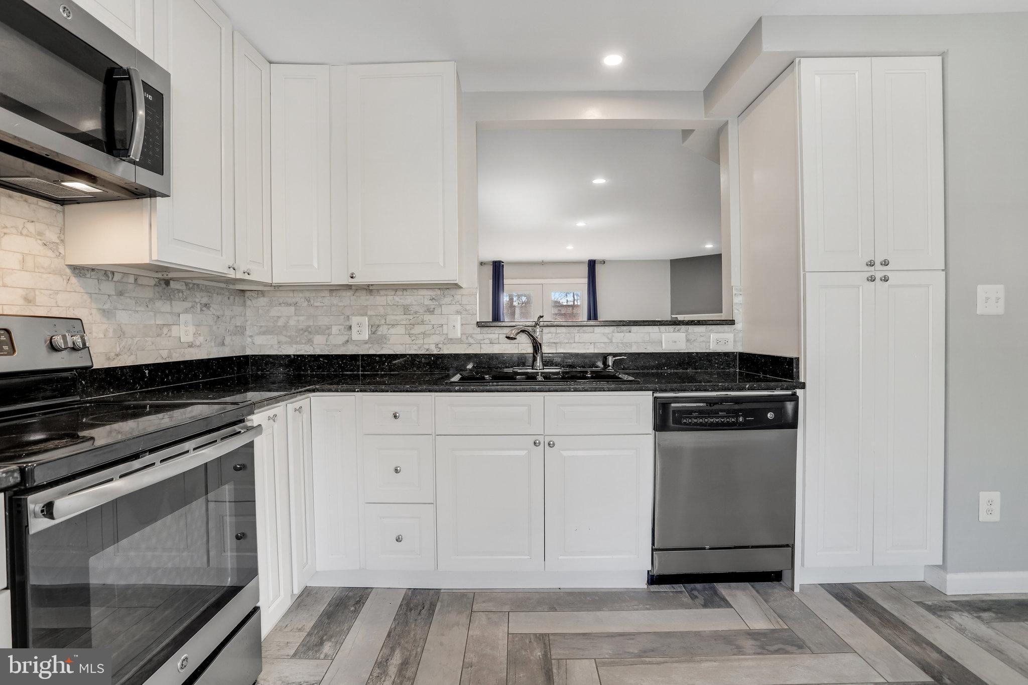 ROXBURY OF MT VERNON - Residential